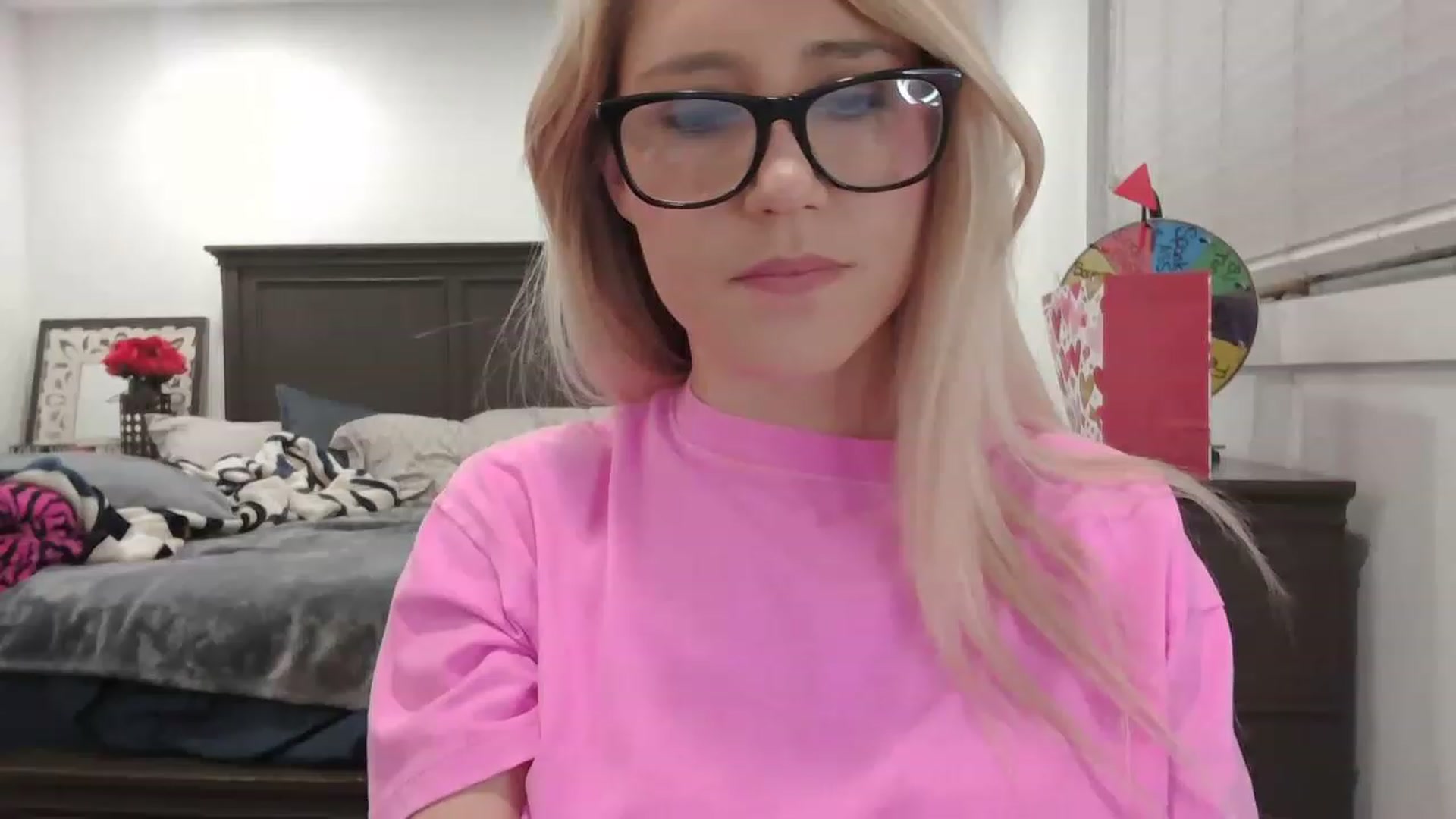 Gallery image thumbnail from blondmilf92's myfreecams stream on, 02/11/2023, 06:04 image 3 of 20