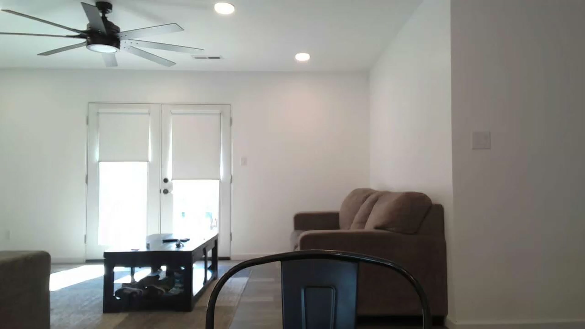 Gallery image thumbnail from blondmilf92's myfreecams stream on, 02/15/2023, 22:22 image 4 of 20