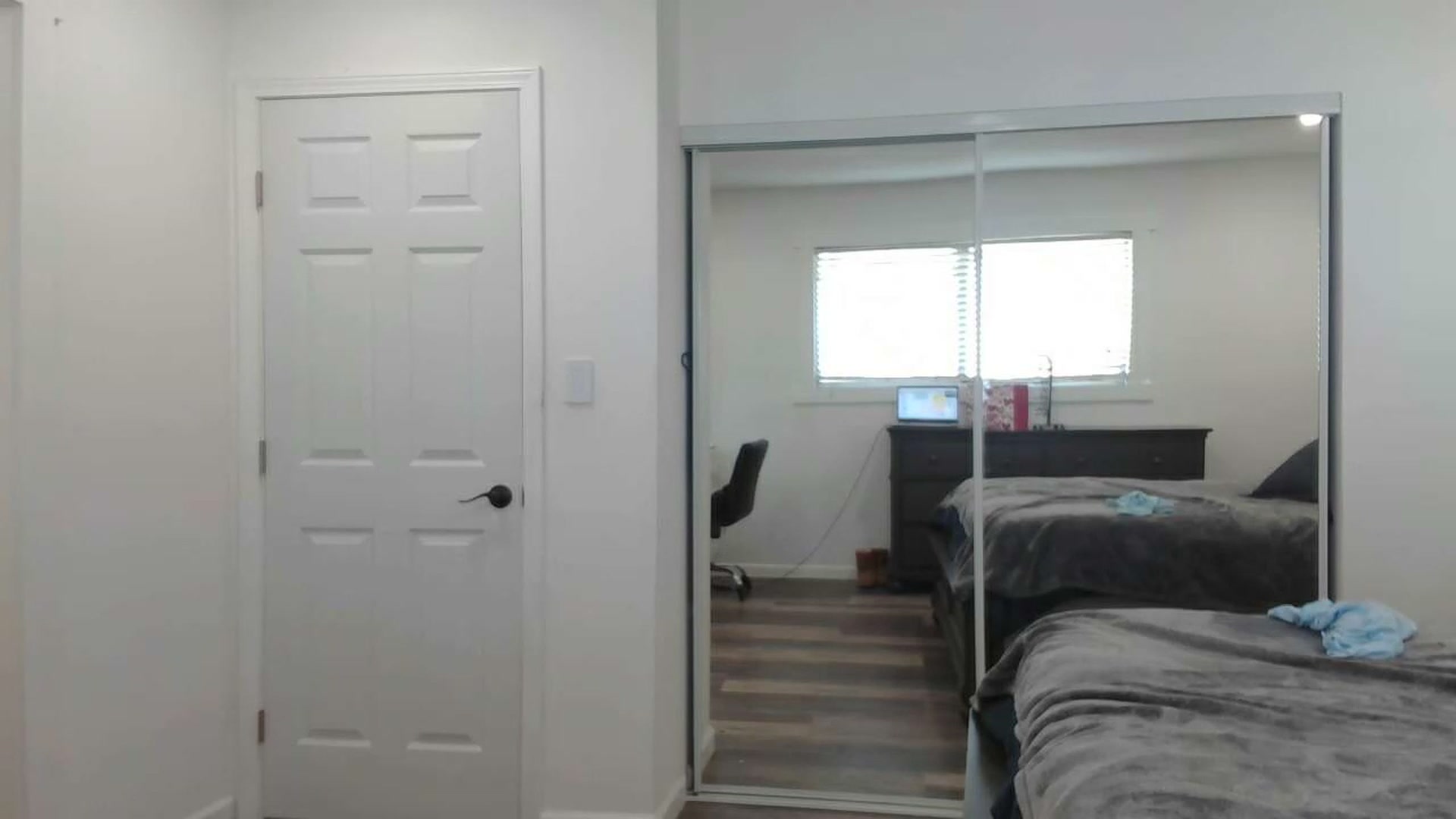 Gallery image thumbnail from blondmilf92's myfreecams stream on, 02/22/2023, 19:12 image 19 of 20