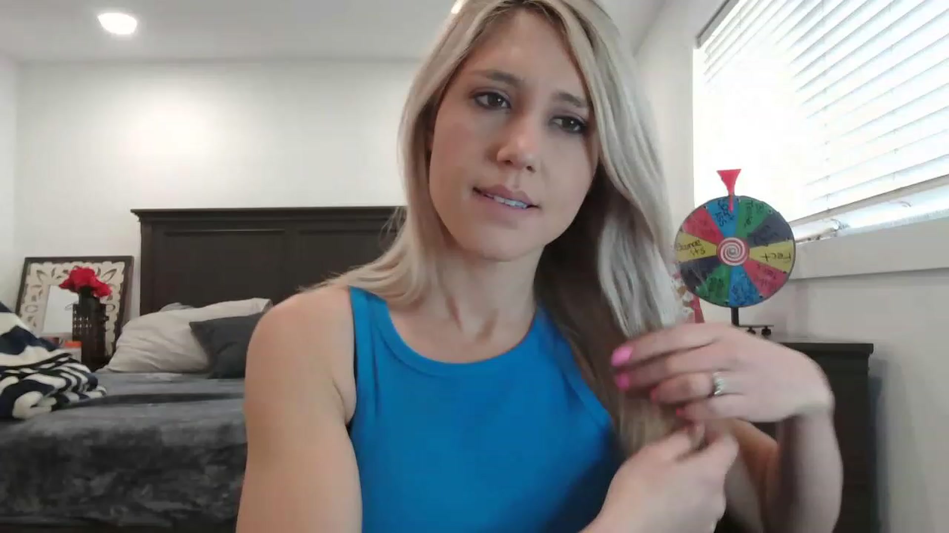 Gallery image thumbnail from blondmilf92's myfreecams stream on, 02/23/2023, 19:41 image 1 of 20