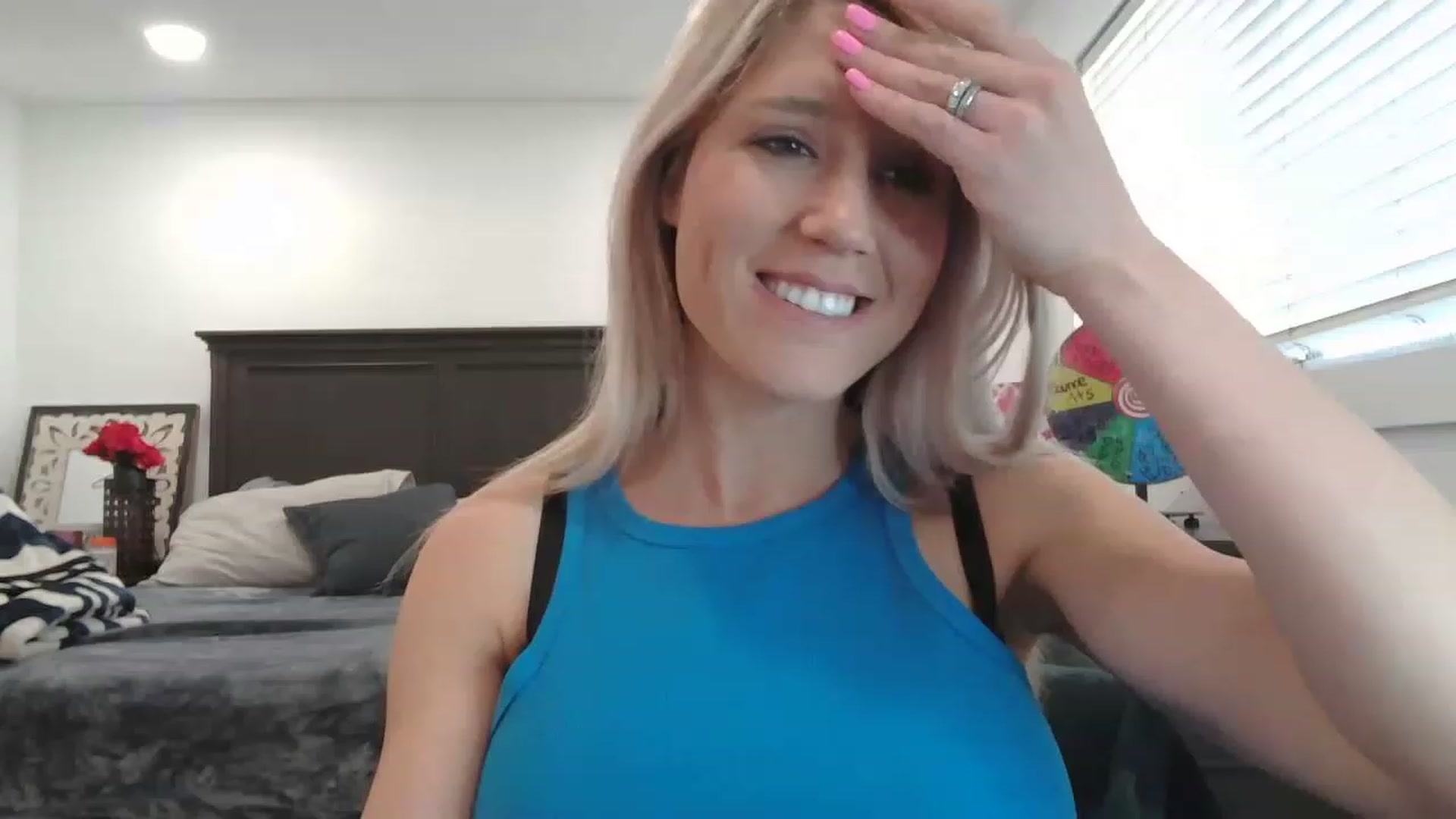 Gallery image thumbnail from blondmilf92's myfreecams stream on, 02/23/2023, 19:41 image 3 of 20