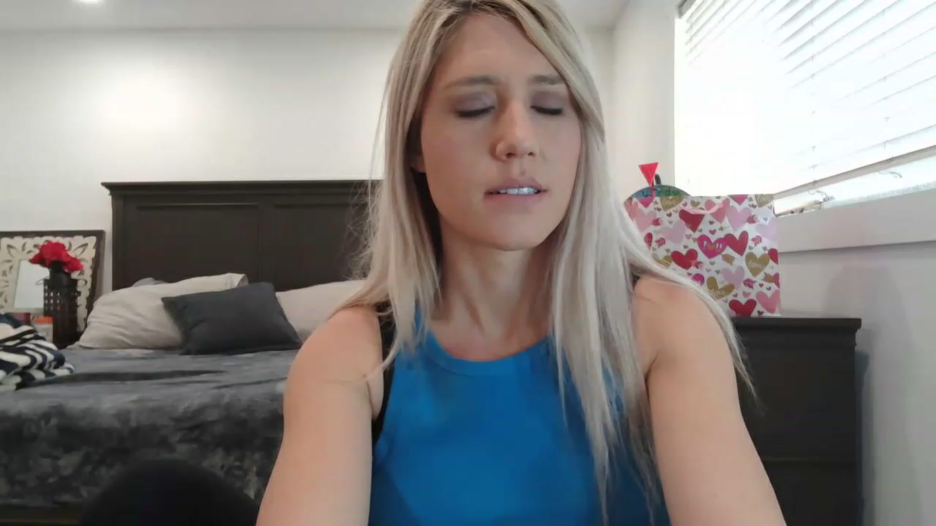 Gallery image thumbnail from blondmilf92's myfreecams stream on, 02/23/2023, 22:05 image 1 of 20