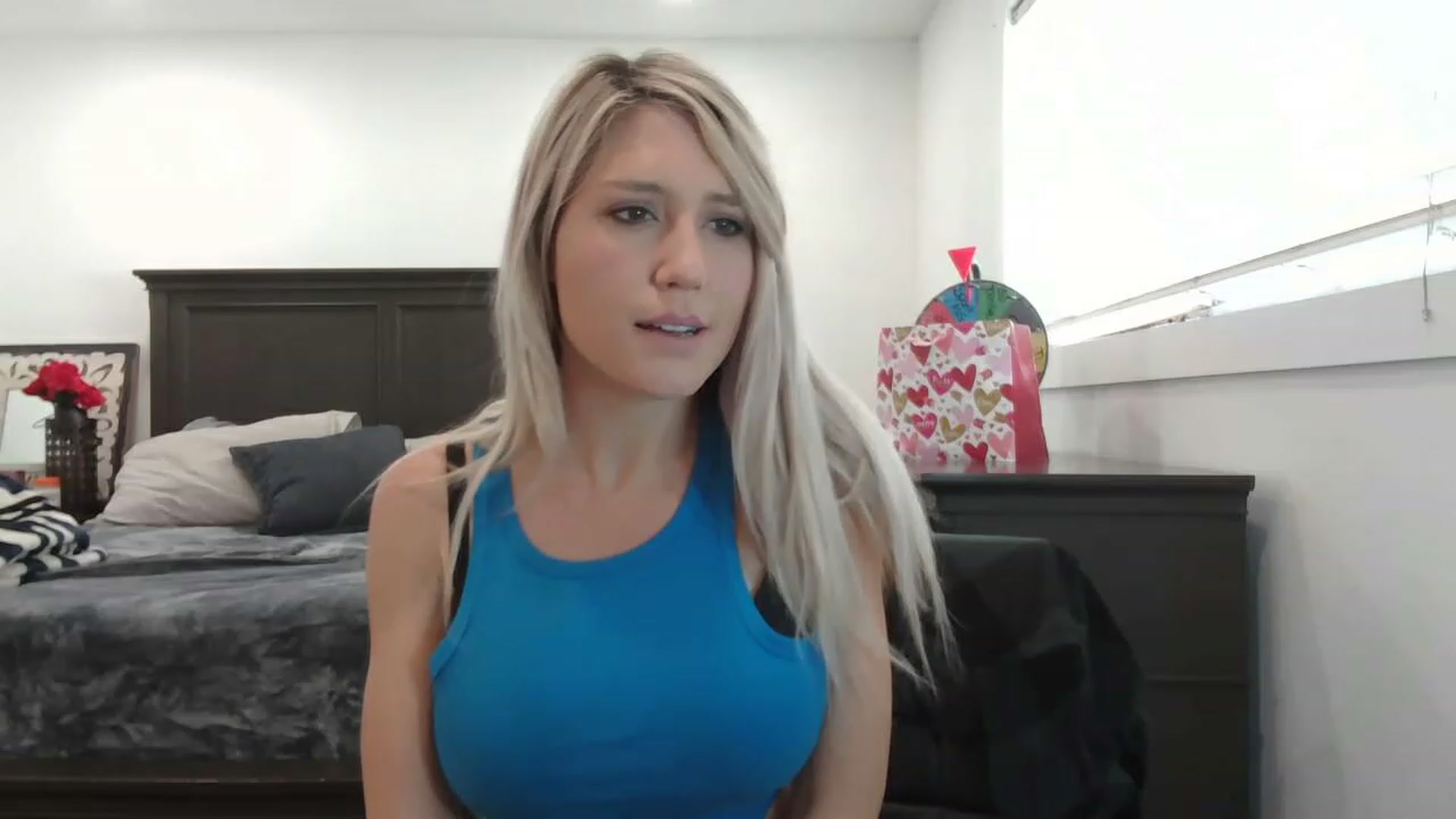 Gallery image thumbnail from blondmilf92's myfreecams stream on, 02/23/2023, 22:05 image 4 of 20