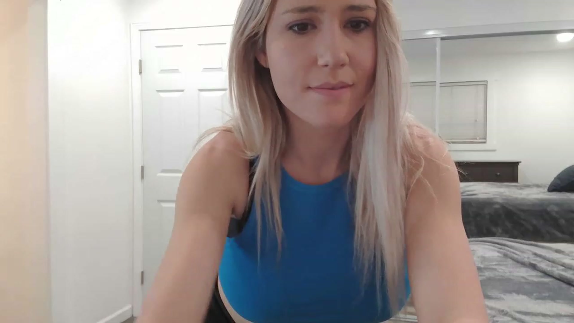 Gallery image thumbnail from blondmilf92's myfreecams stream on, 02/24/2023, 05:37 image 12 of 20