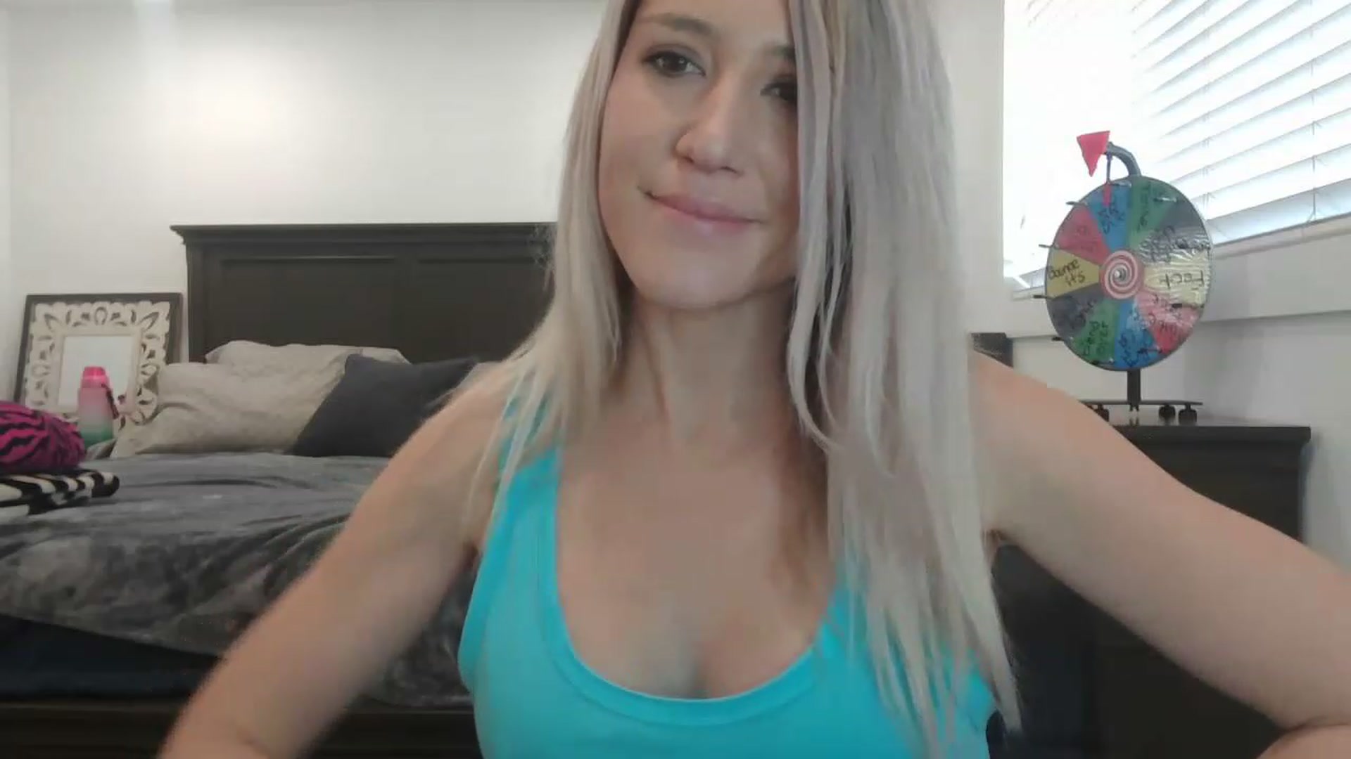 Gallery image thumbnail from blondmilf92's myfreecams stream on, 03/08/2023, 23:08 image 9 of 20