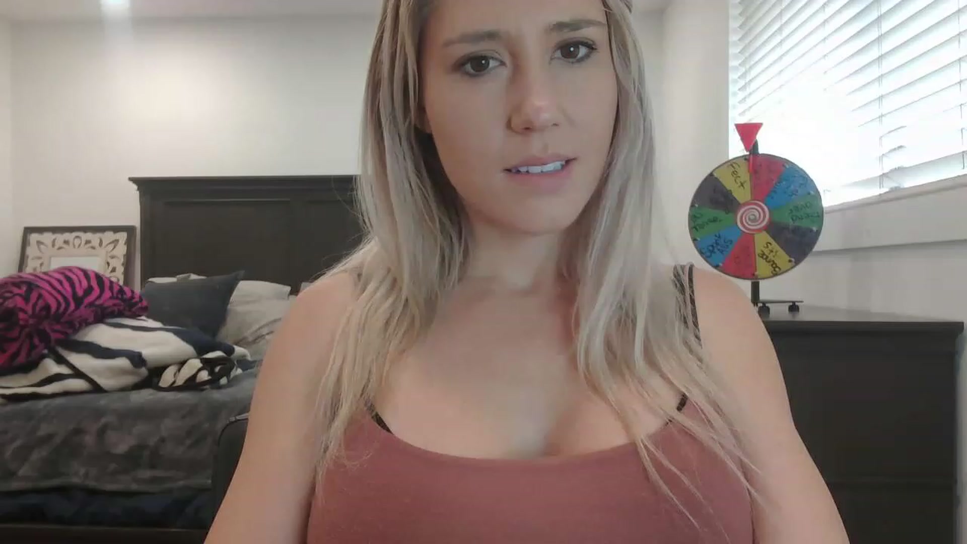 Gallery image thumbnail from blondmilf92's myfreecams stream on, 03/10/2023, 22:33 image 11 of 20