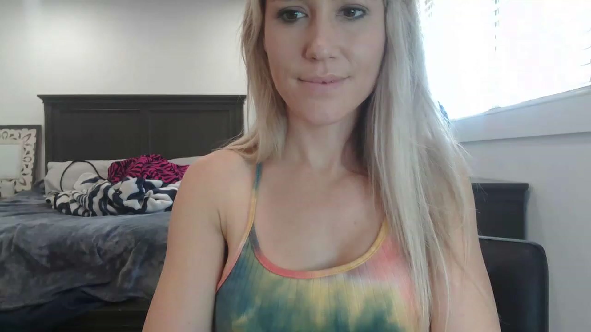 Gallery image thumbnail from blondmilf92's myfreecams stream on, 03/11/2023, 23:39 image 5 of 20