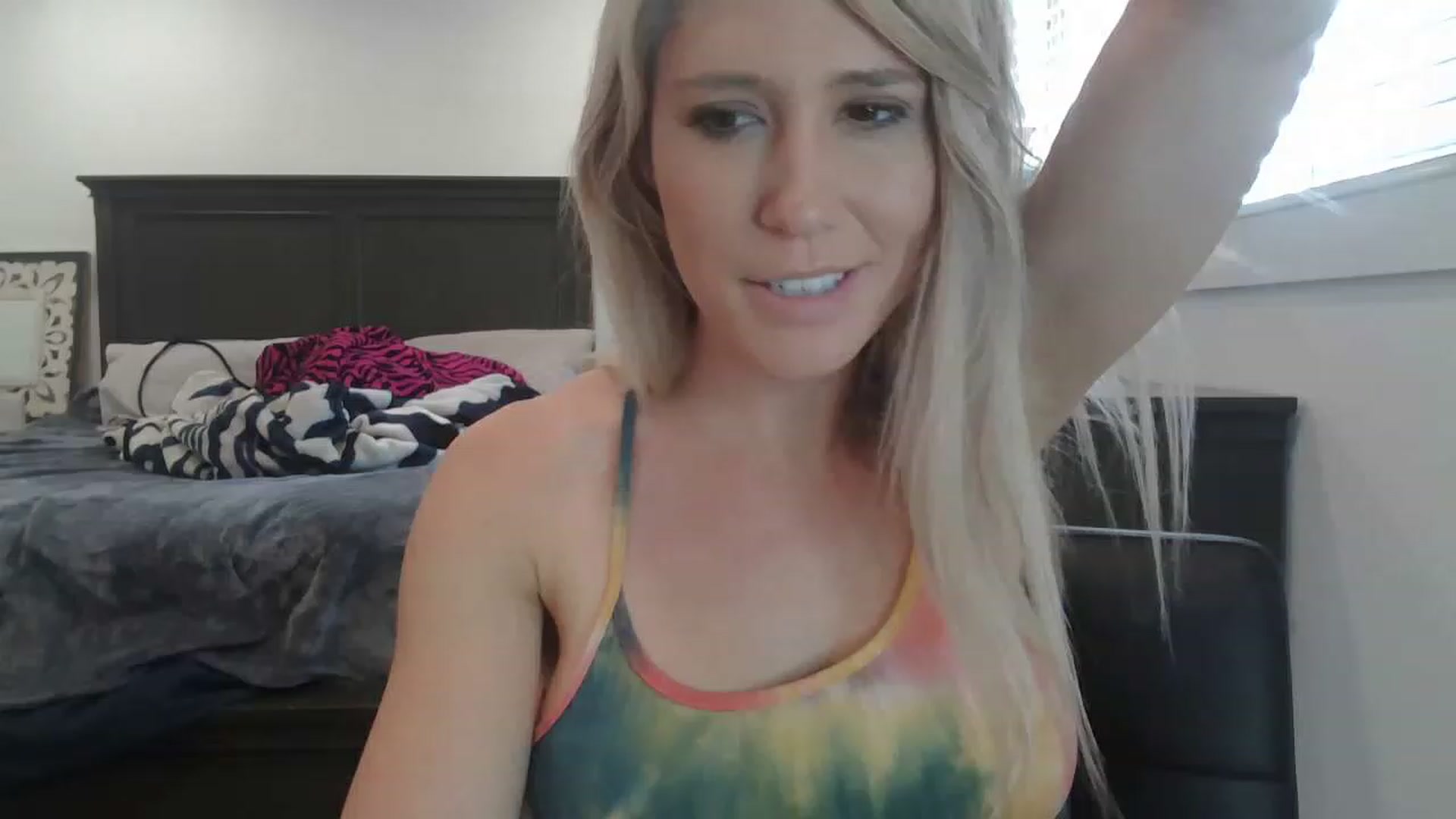 Gallery image thumbnail from blondmilf92's myfreecams stream on, 03/11/2023, 23:39 image 8 of 20