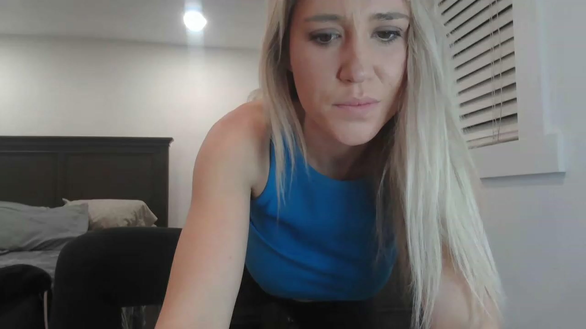 Gallery image thumbnail from blondmilf92's myfreecams stream on, 03/13/2023, 04:09 image 6 of 20