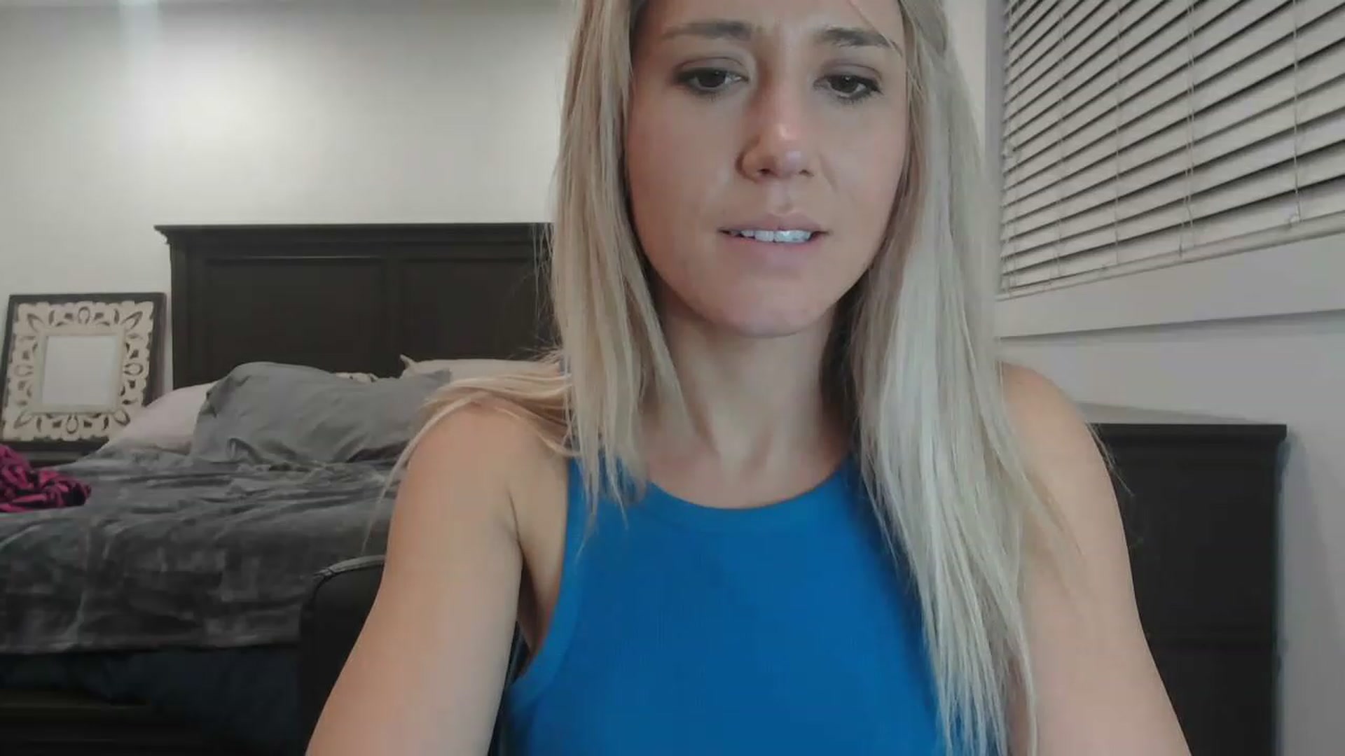 Gallery image thumbnail from blondmilf92's myfreecams stream on, 03/13/2023, 07:01 image 17 of 20