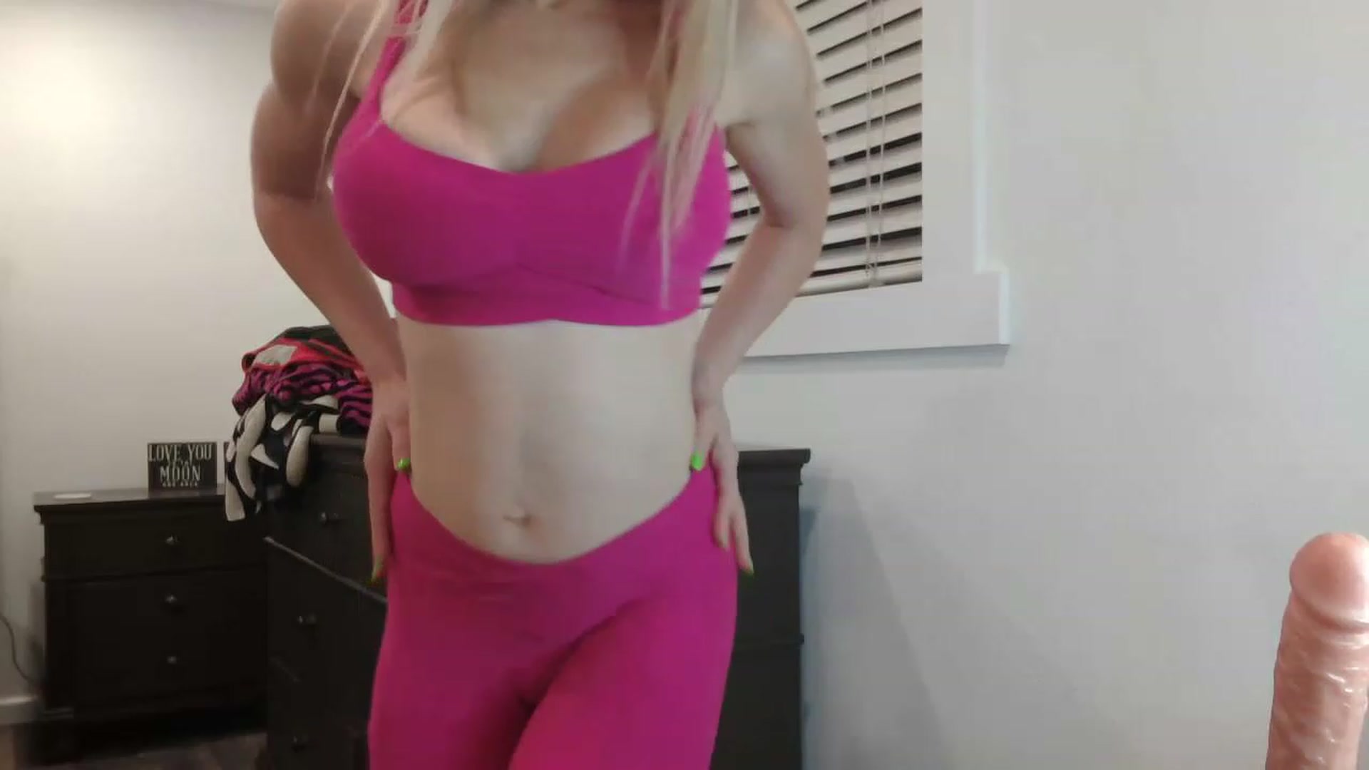 Gallery image thumbnail from blondmilf92's myfreecams stream on, 03/23/2023, 05:06 image 6 of 20