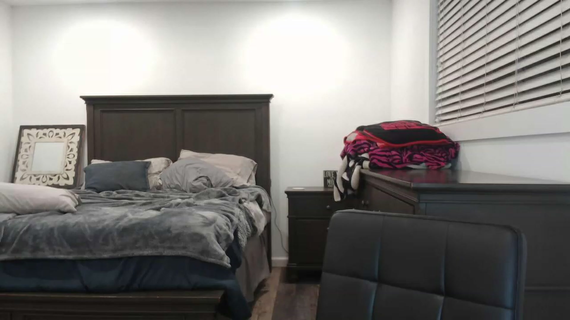 Gallery image thumbnail from blondmilf92's myfreecams stream on, 03/23/2023, 05:06 image 20 of 20
