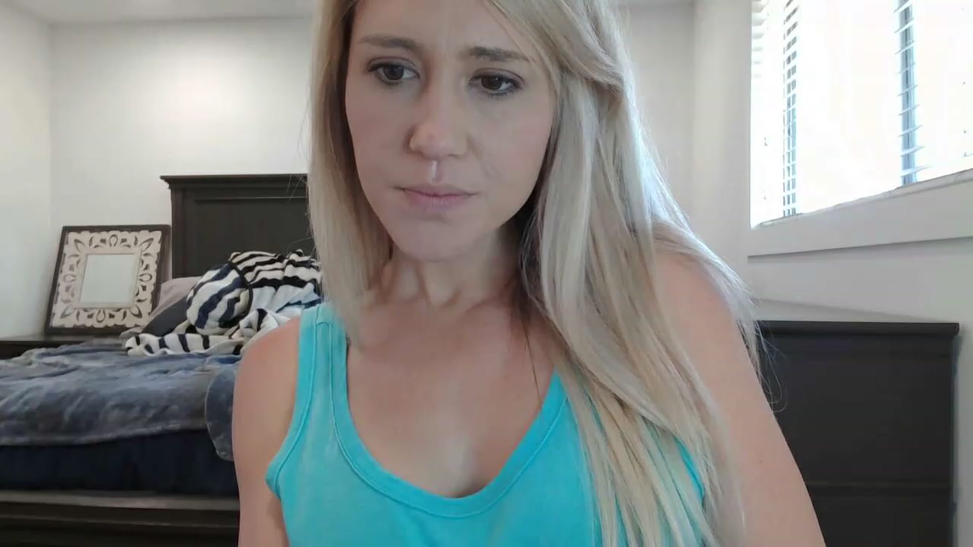 Gallery image thumbnail from blondmilf92's myfreecams stream on, 04/13/2023, 16:30 image 11 of 20