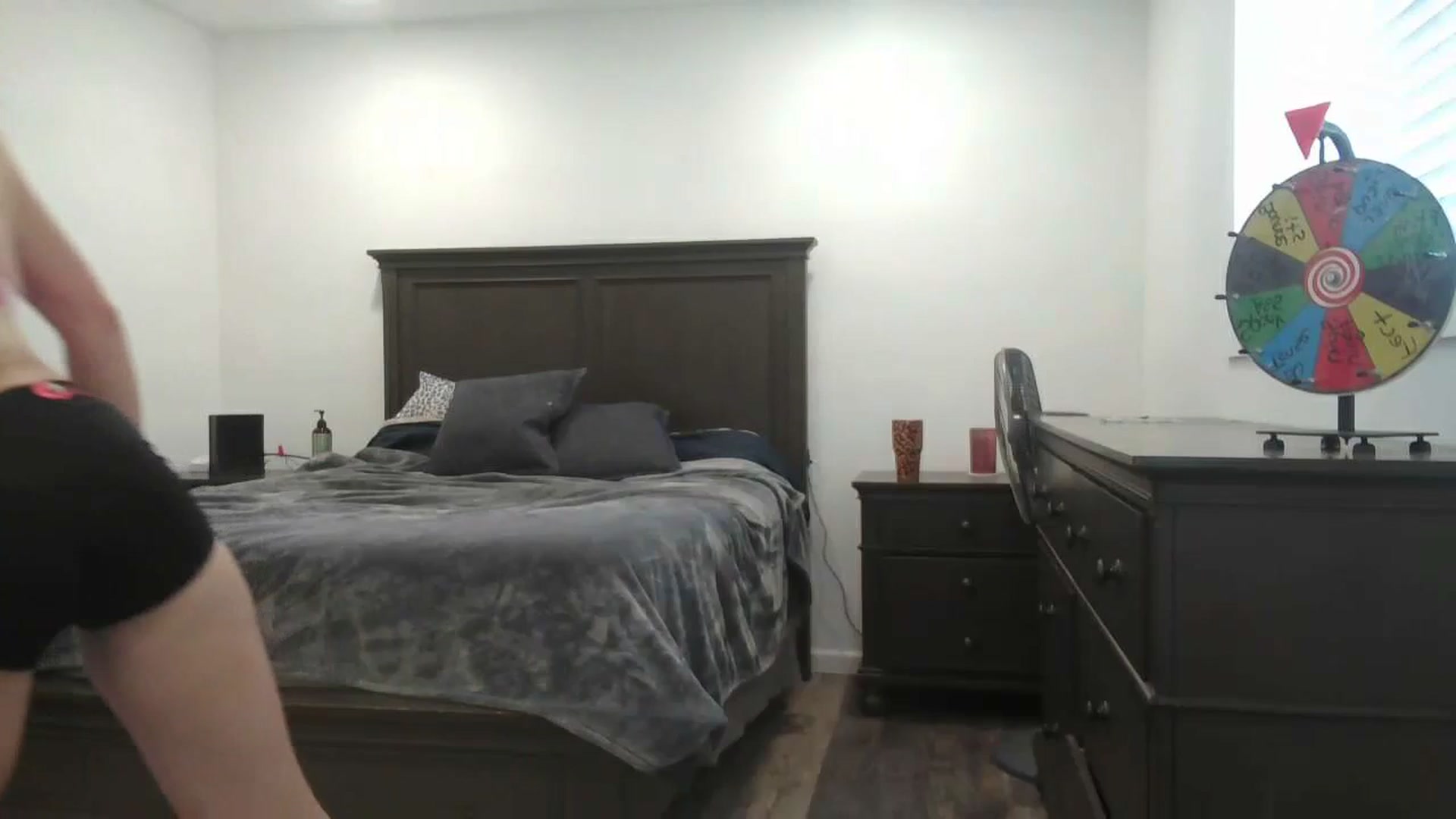 Gallery image thumbnail from blondmilf92's myfreecams stream on, 06/16/2023, 16:07 image 19 of 20