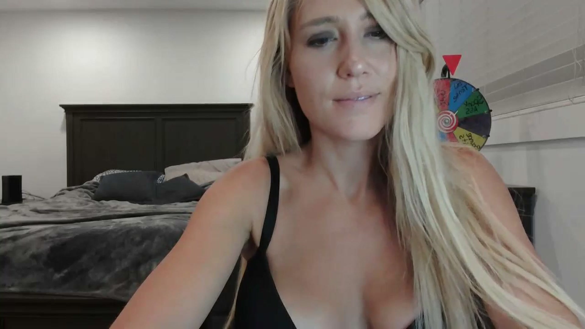 Gallery image thumbnail from blondmilf92's myfreecams stream on, 06/27/2023, 05:14 image 15 of 20