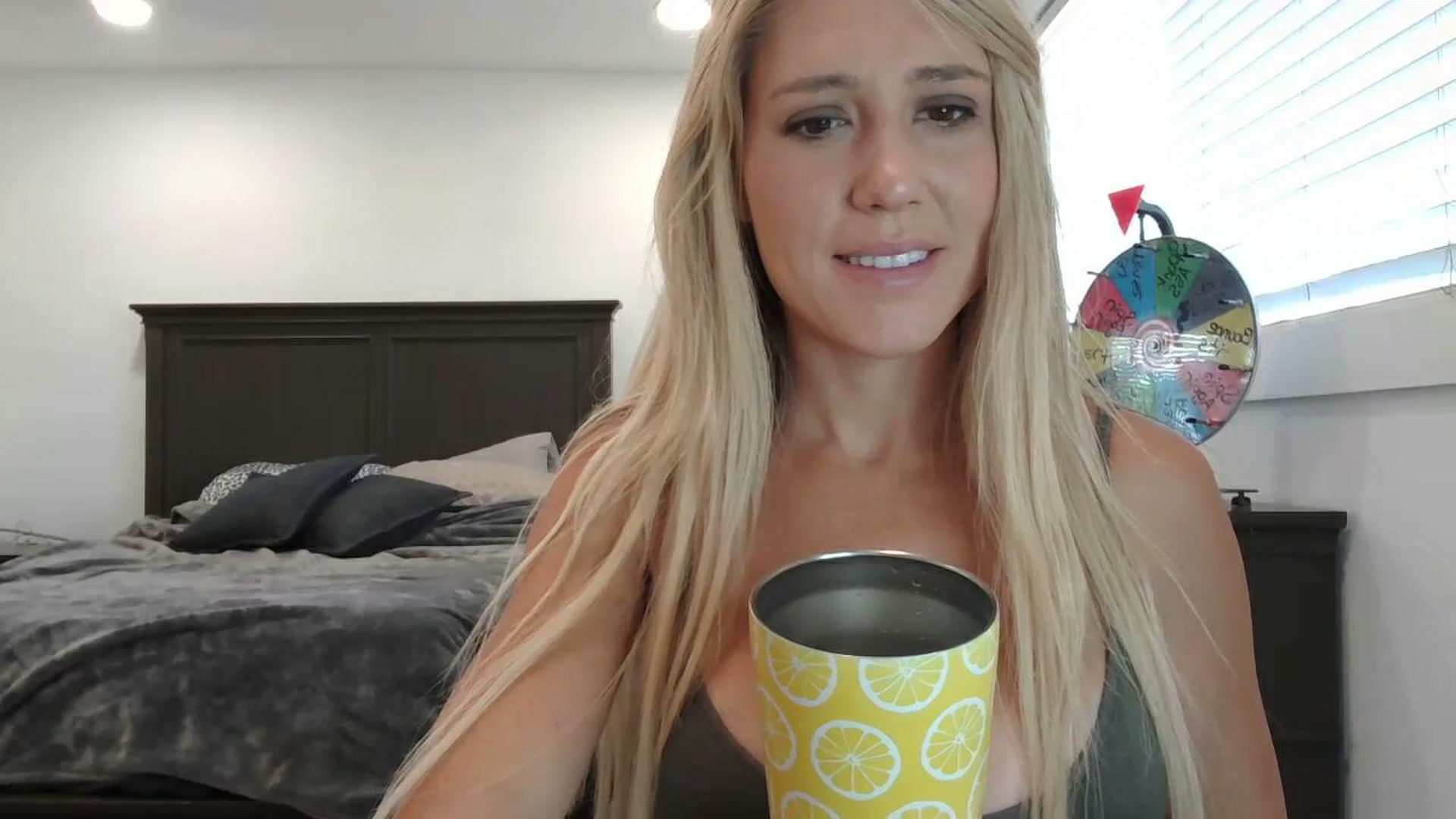 Gallery image thumbnail from blondmilf92's myfreecams stream on, 06/27/2023, 16:13 image 19 of 20