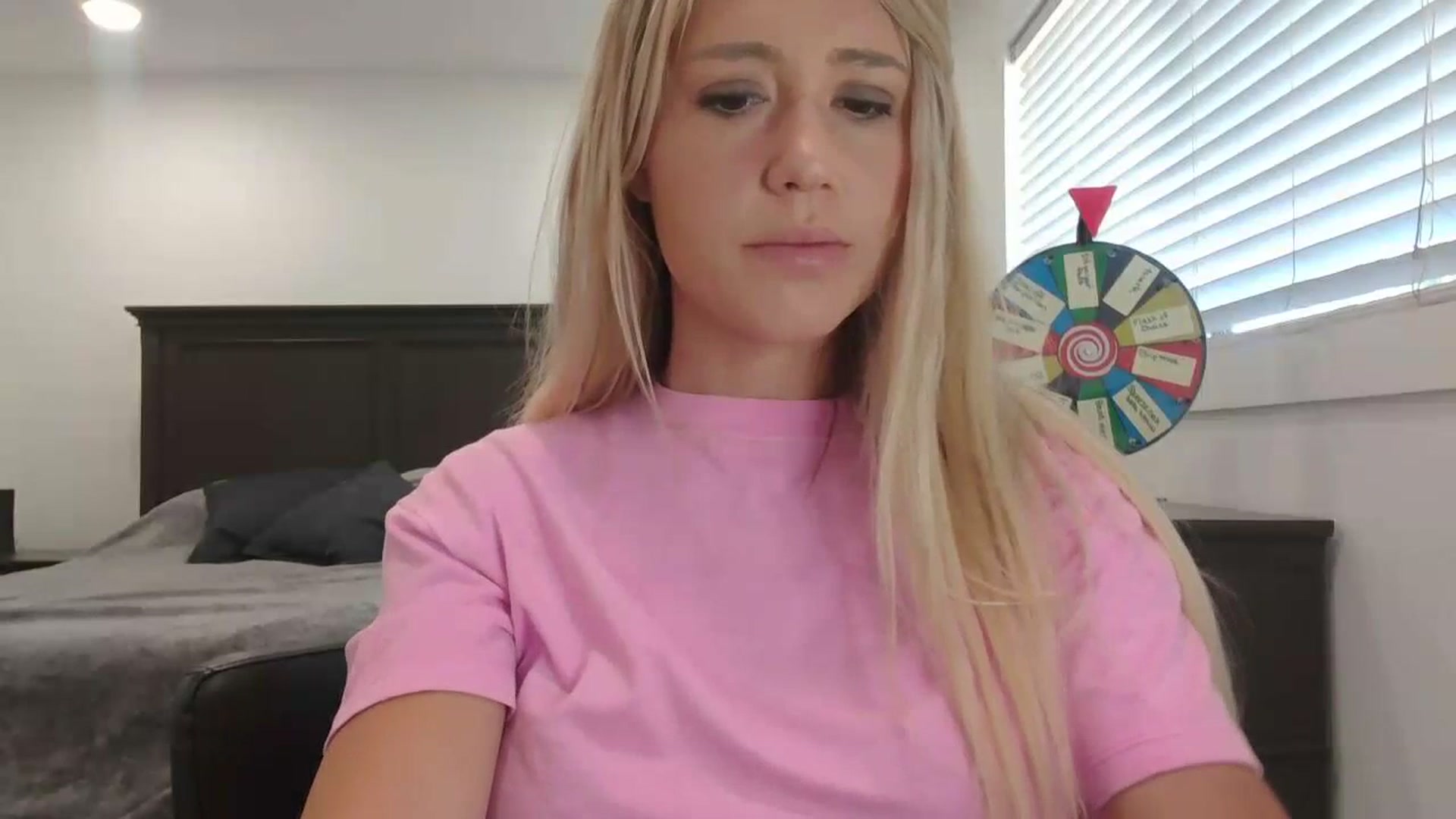 Gallery image thumbnail from blondmilf92's myfreecams stream on, 07/10/2023, 17:06 image 17 of 20
