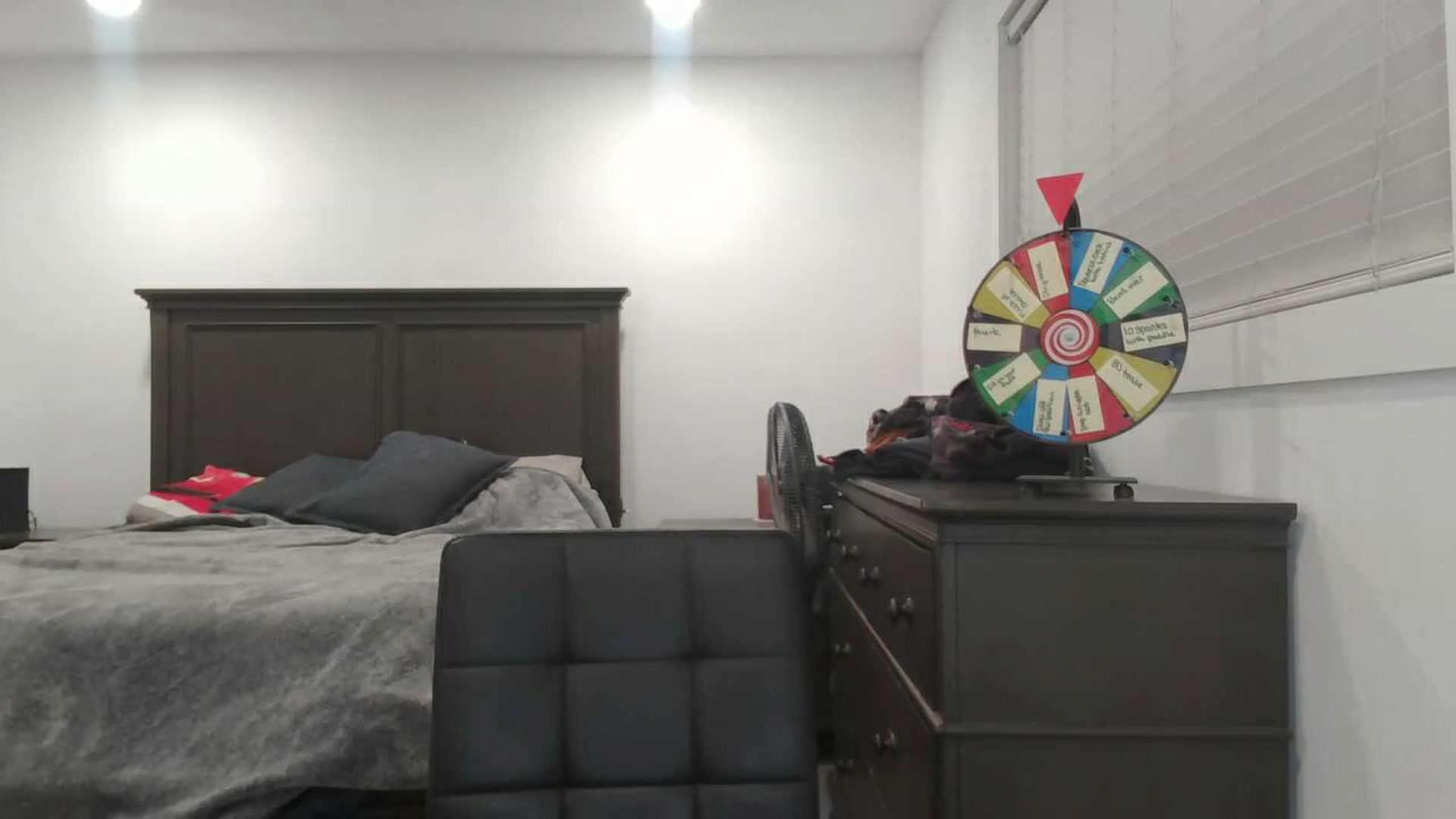 Gallery image thumbnail from blondmilf92's myfreecams stream on, 07/11/2023, 04:54 image 16 of 20