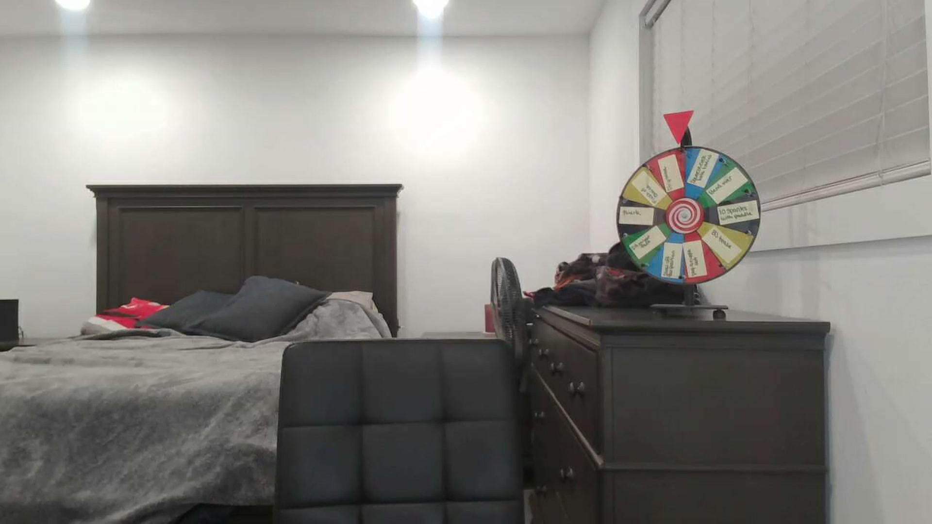 Gallery image thumbnail from blondmilf92's myfreecams stream on, 07/11/2023, 04:54 image 18 of 20