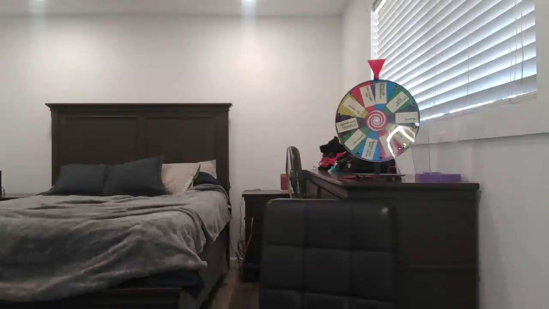Gallery image thumbnail from blondmilf92's myfreecams stream on, 07/11/2023, 16:45 image 1 of 20