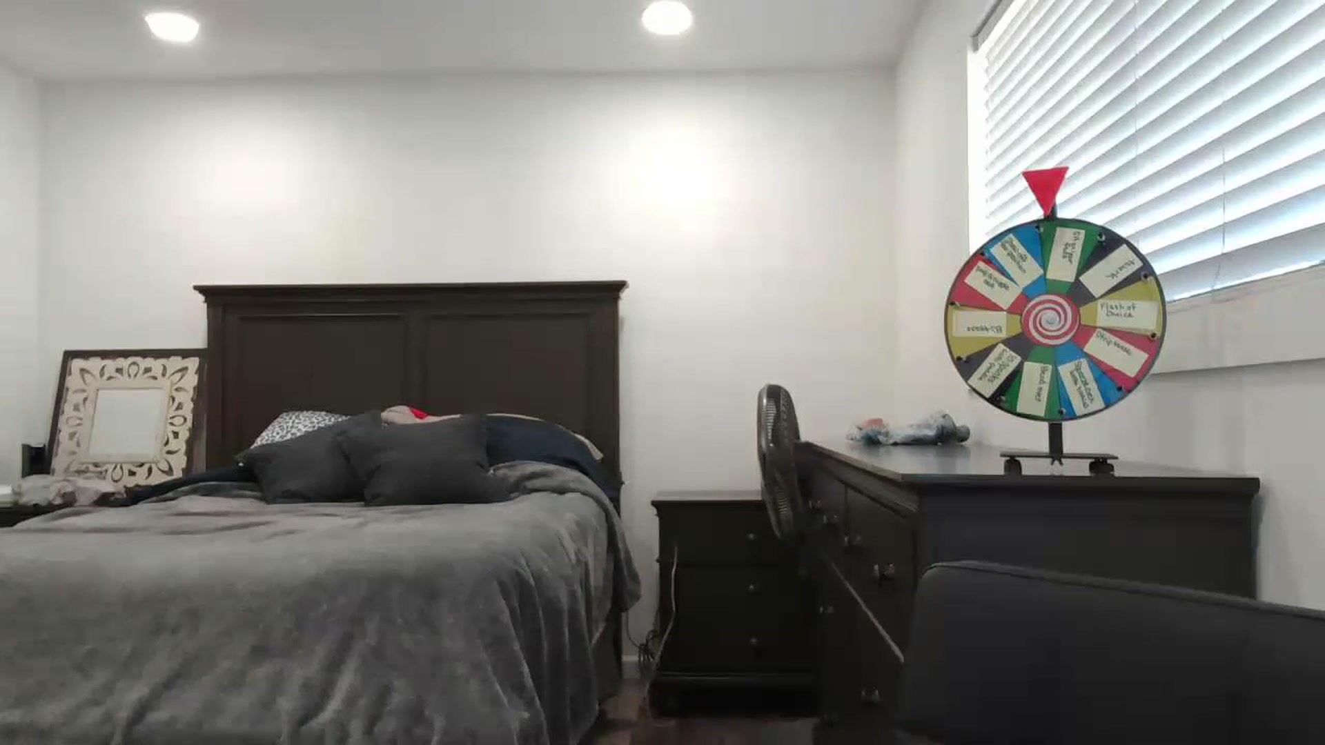 Gallery image thumbnail from blondmilf92's myfreecams stream on, 07/12/2023, 16:20 image 20 of 20