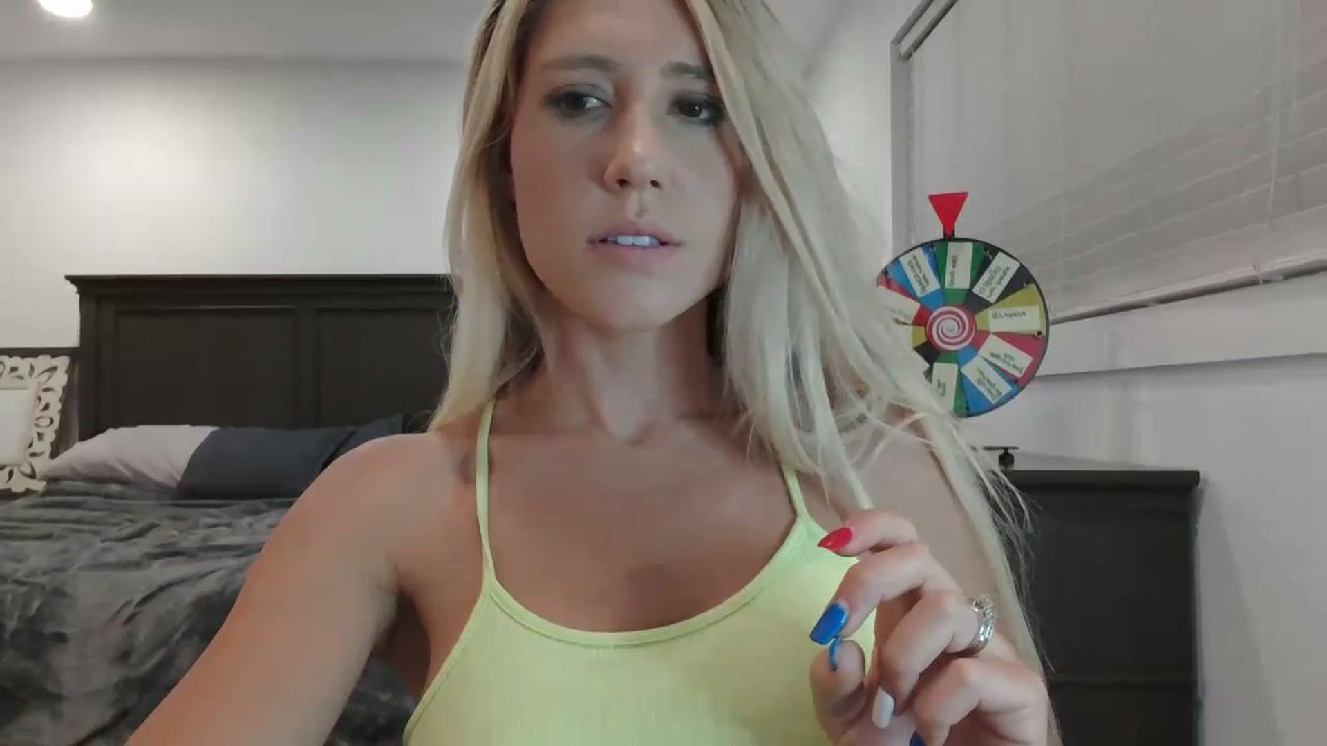 Gallery image thumbnail from blondmilf92's myfreecams stream on, 07/18/2023, 05:46 image 3 of 20