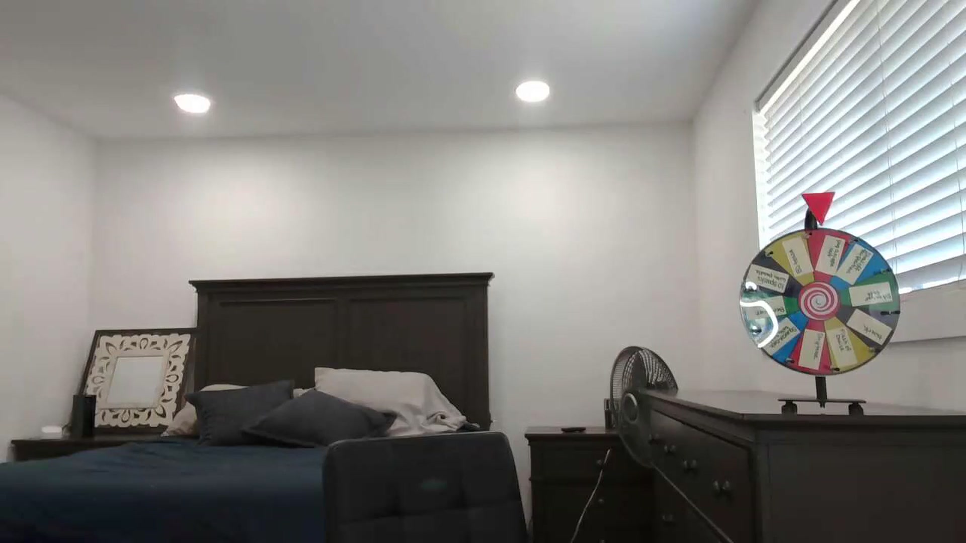 Gallery image thumbnail from blondmilf92's myfreecams stream on, 07/21/2023, 16:04 image 20 of 20