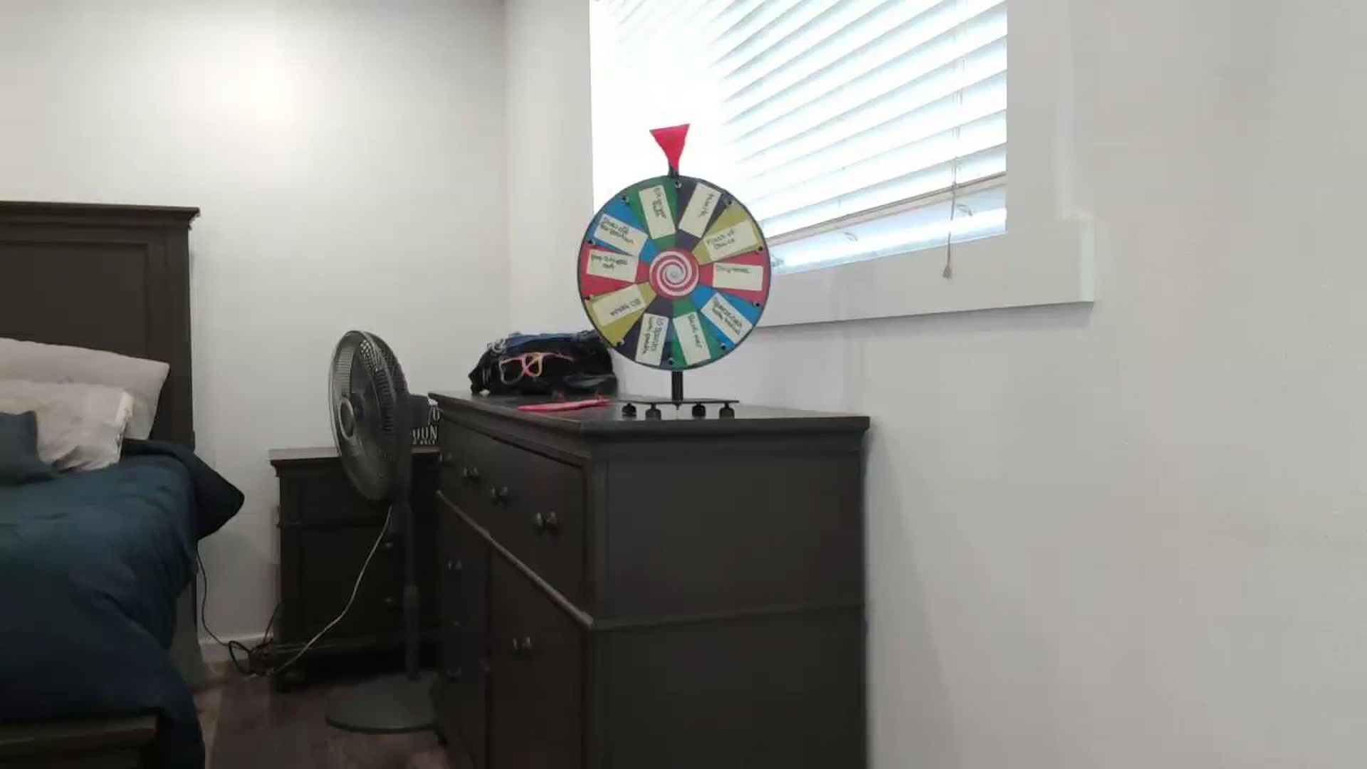 Gallery image thumbnail from blondmilf92's myfreecams stream on, 07/24/2023, 16:52 image 9 of 20