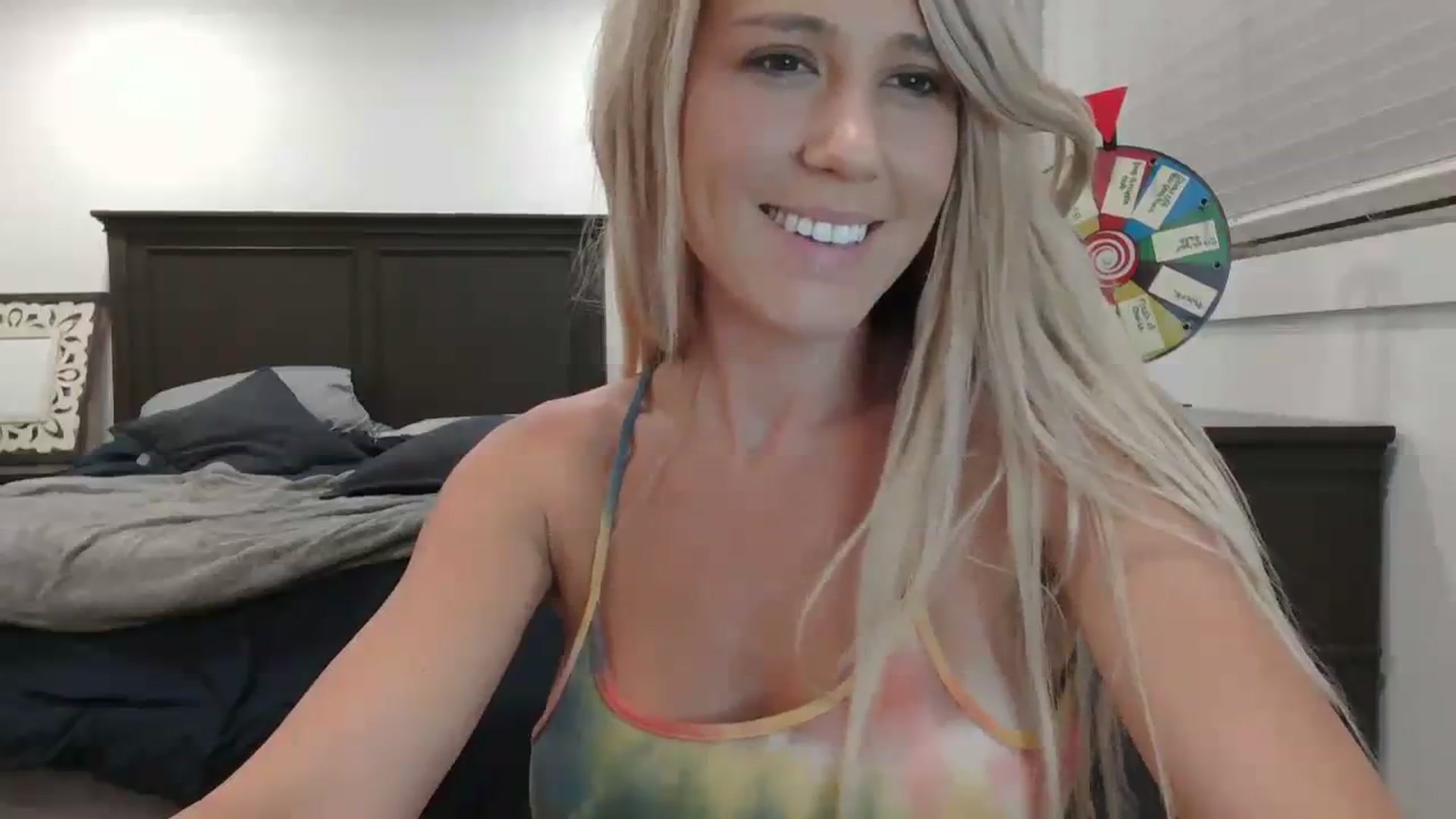 Gallery image thumbnail from blondmilf92's myfreecams stream on, 08/11/2023, 04:43 image 19 of 20