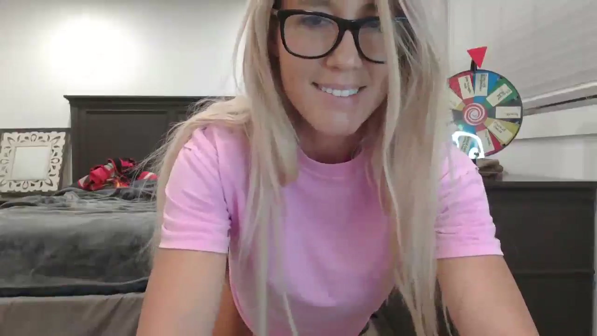 Gallery image thumbnail from blondmilf92's myfreecams stream on, 08/16/2023, 05:41 image 13 of 20