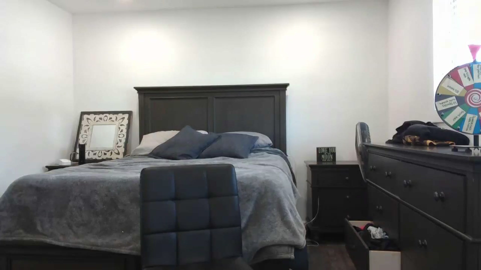 Gallery image thumbnail from blondmilf92's myfreecams stream on, 09/08/2023, 20:44 image 10 of 20
