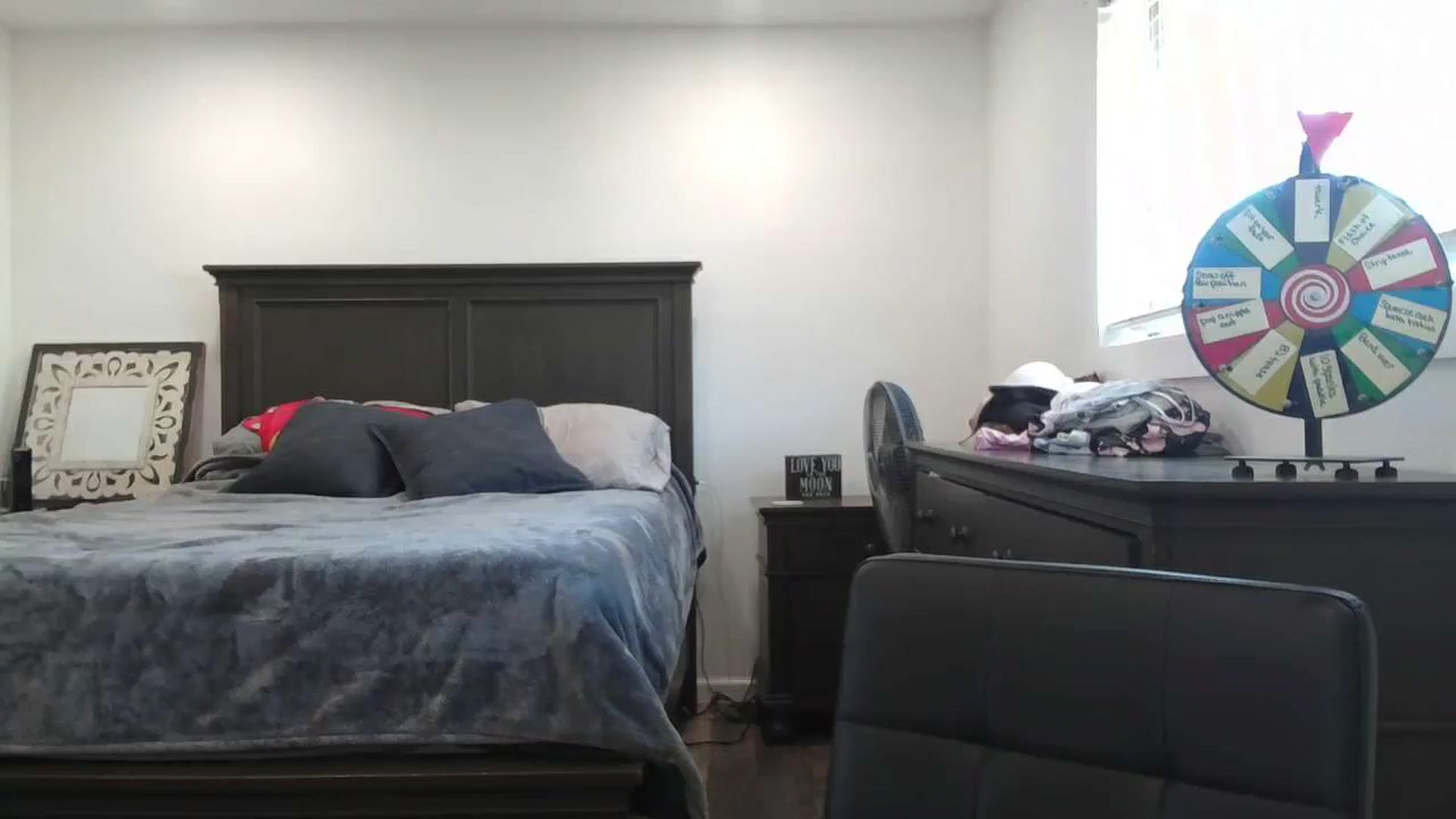Gallery image thumbnail from blondmilf92's myfreecams stream on, 09/14/2023, 18:40 image 20 of 20