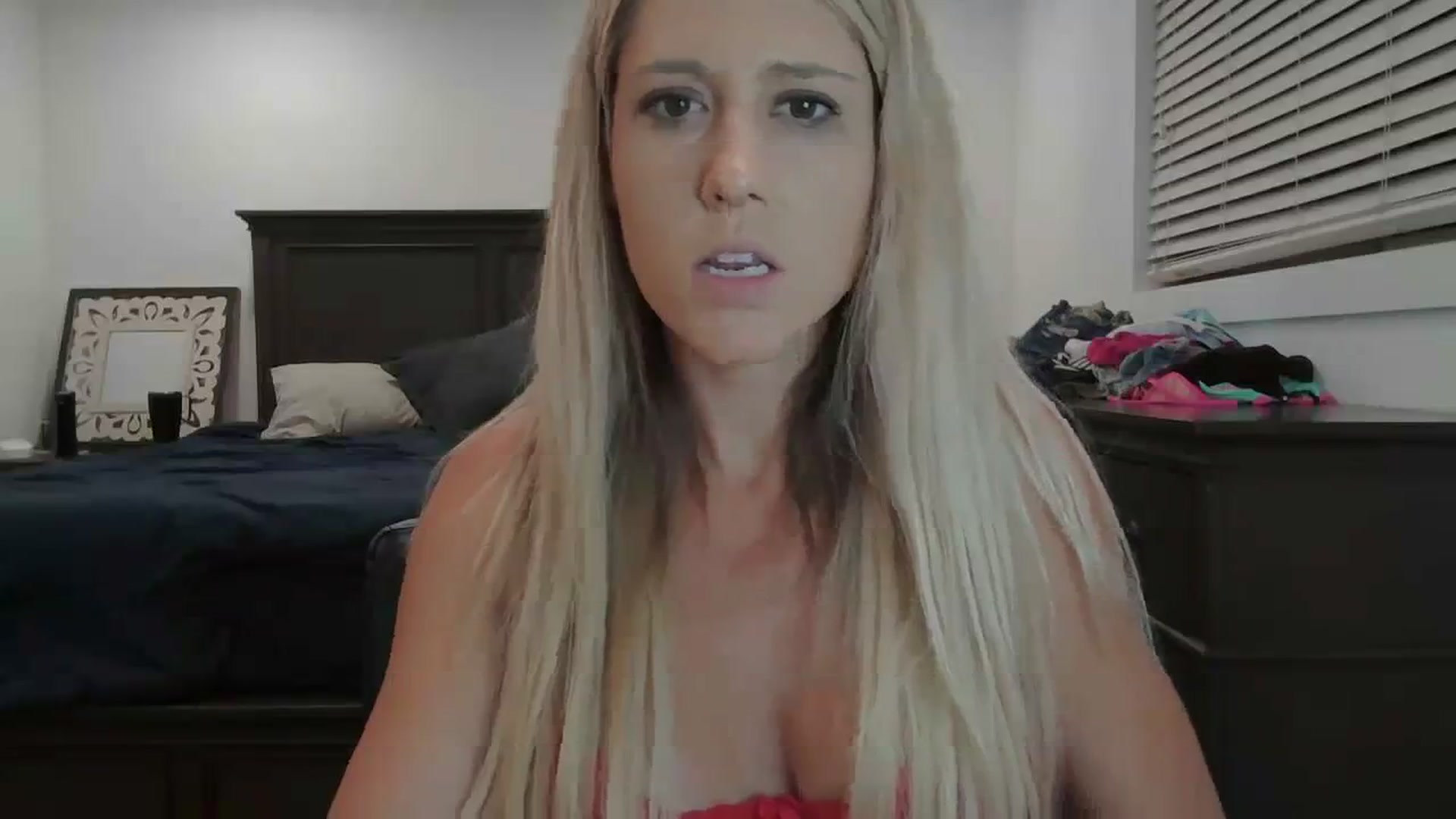 Gallery image thumbnail from blondmilf92's myfreecams stream on, 09/20/2023, 04:47 image 5 of 20