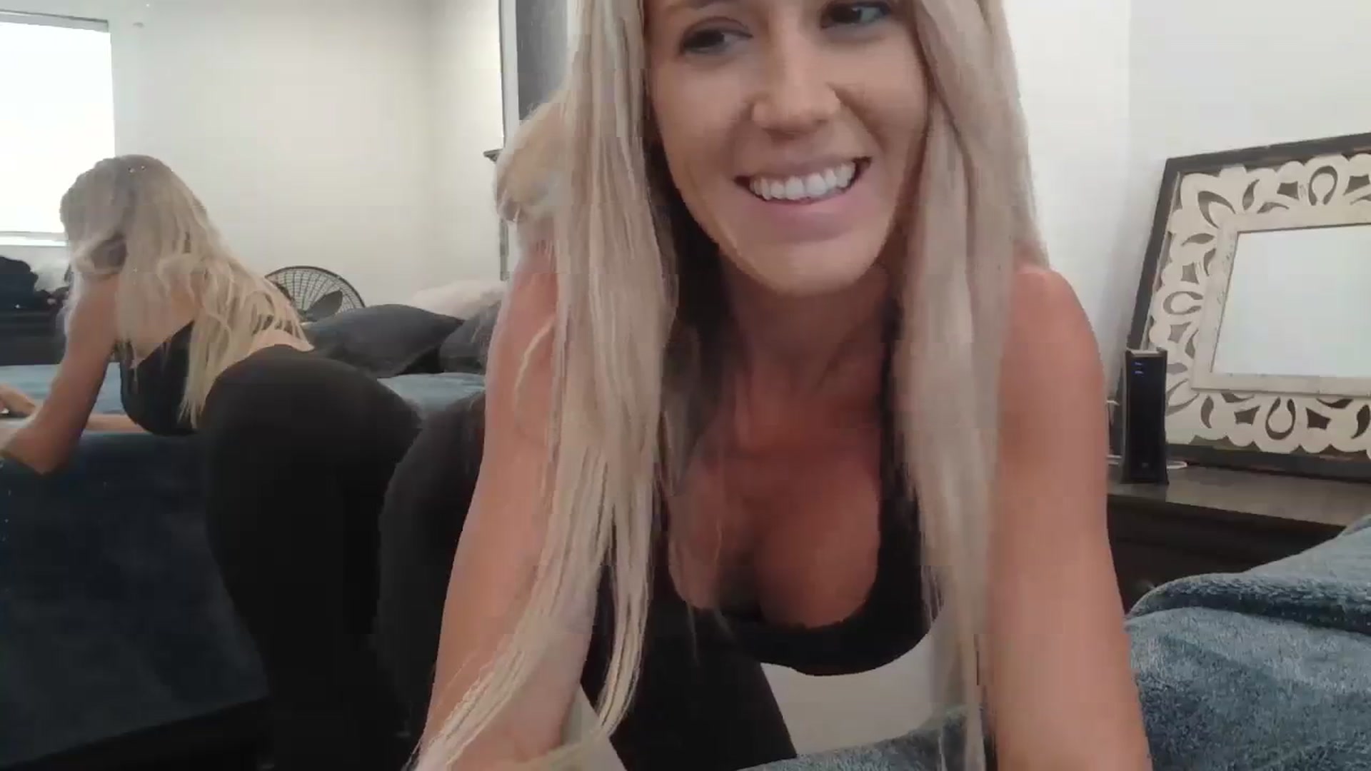 Gallery image thumbnail from blondmilf92's myfreecams stream on, 09/22/2023, 20:06 image 9 of 20
