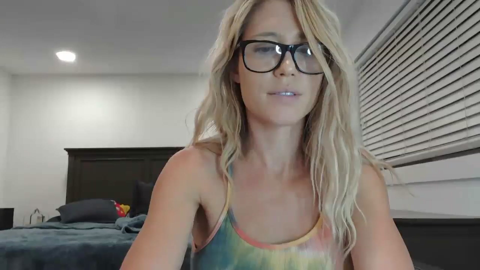 Gallery image thumbnail from blondmilf92's myfreecams stream on, 10/11/2023, 05:03 image 20 of 20