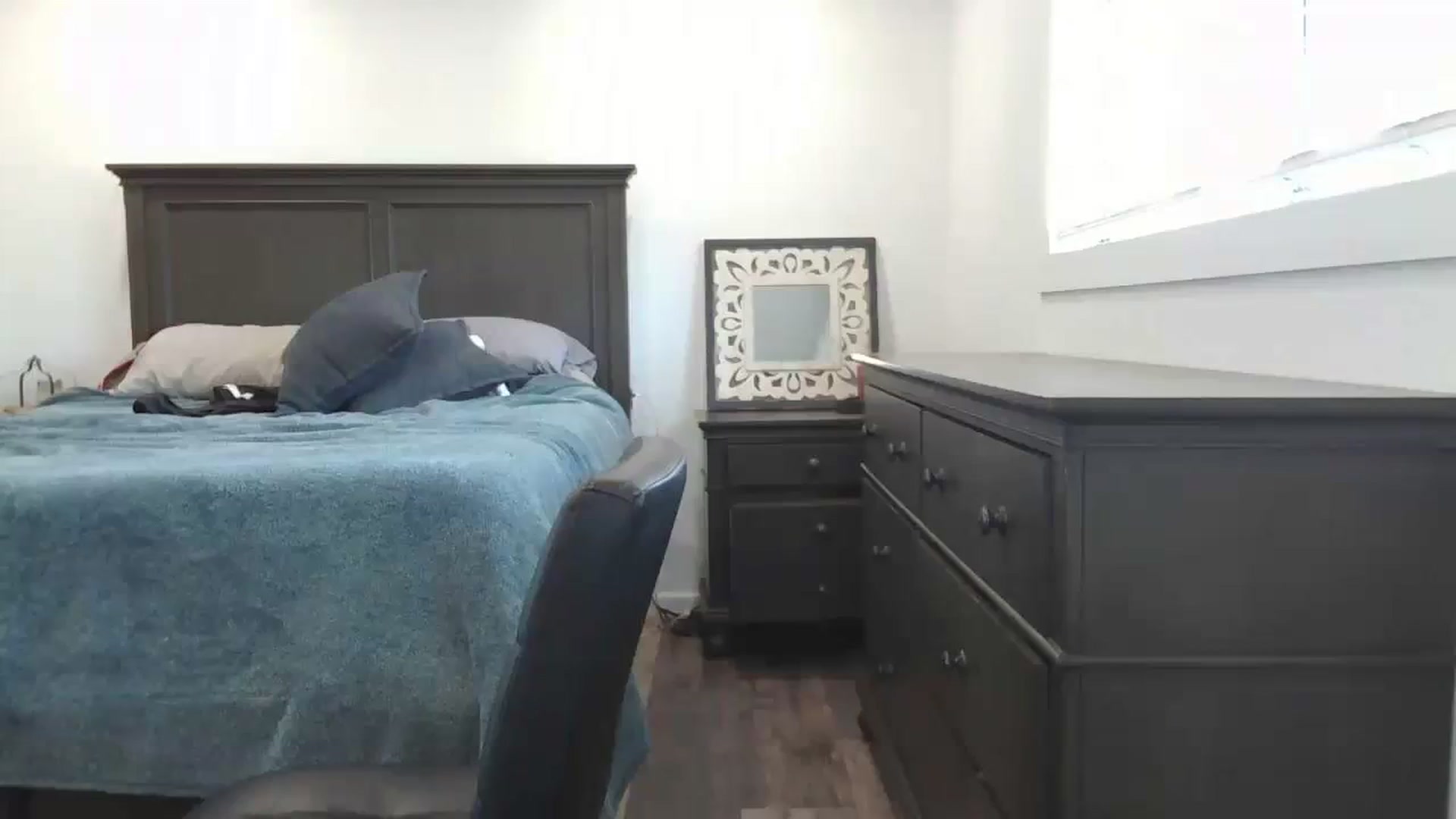 Gallery image thumbnail from blondmilf92's myfreecams stream on, 10/13/2023, 19:54 image 6 of 20