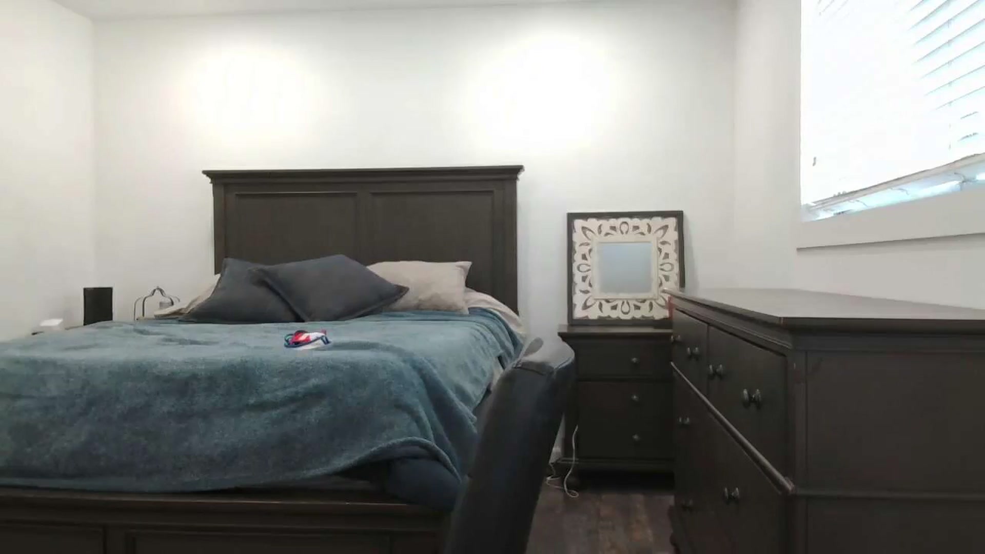 Gallery image thumbnail from blondmilf92's myfreecams stream on, 10/19/2023, 21:22 image 15 of 20
