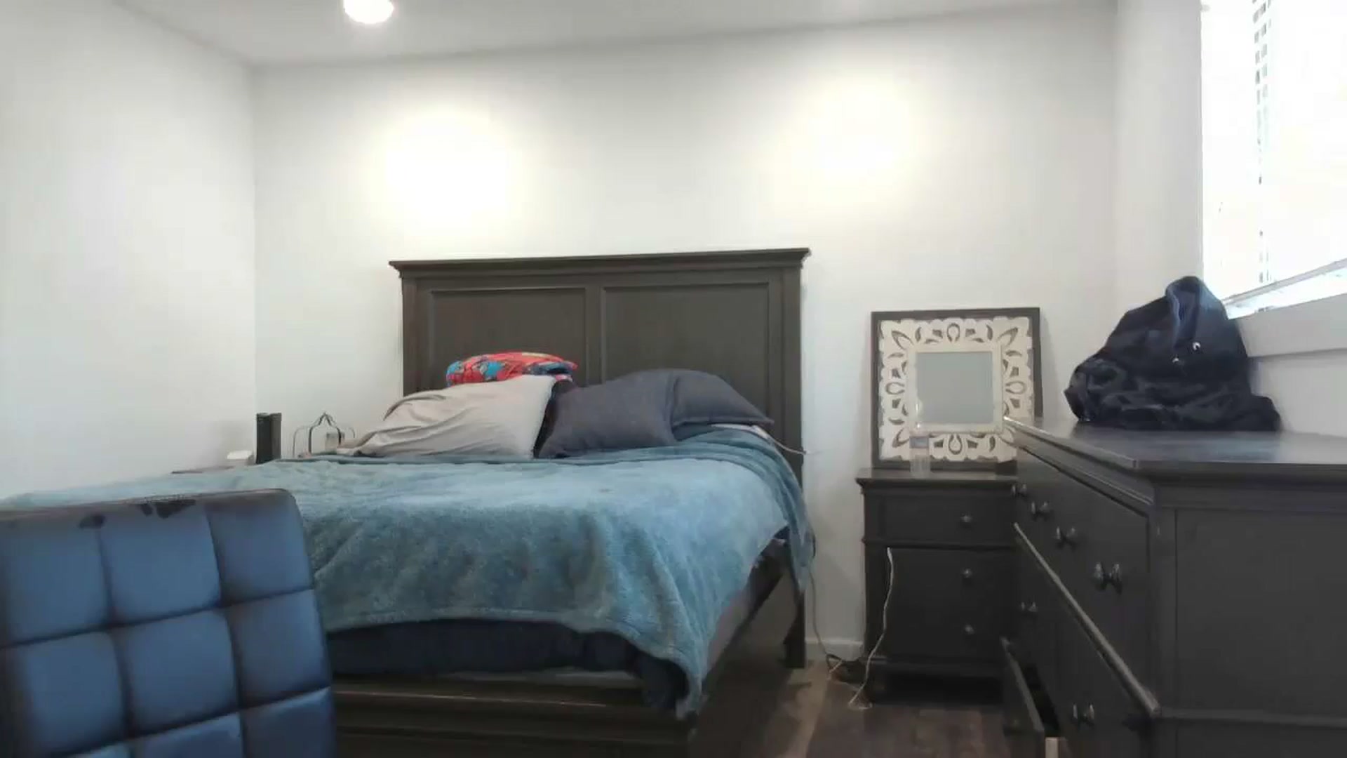 Gallery image thumbnail from blondmilf92's myfreecams stream on, 10/31/2023, 19:36 image 8 of 20