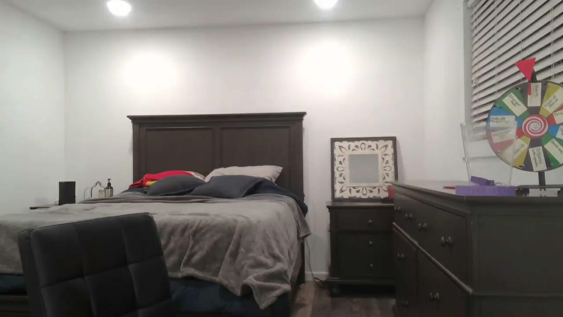 Gallery image thumbnail from blondmilf92's myfreecams stream on, 11/15/2023, 06:37 image 7 of 20