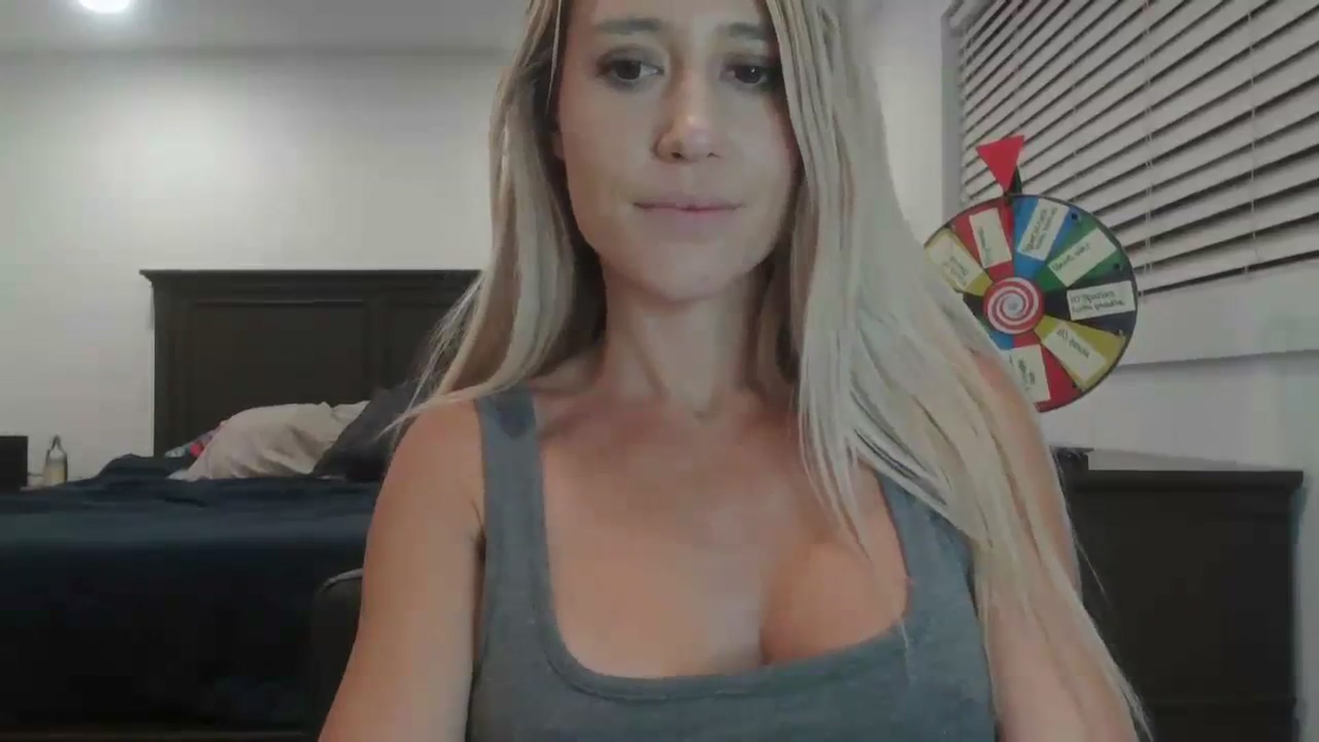 Gallery image thumbnail from blondmilf92's myfreecams stream on, 11/21/2023, 07:45 image 13 of 20