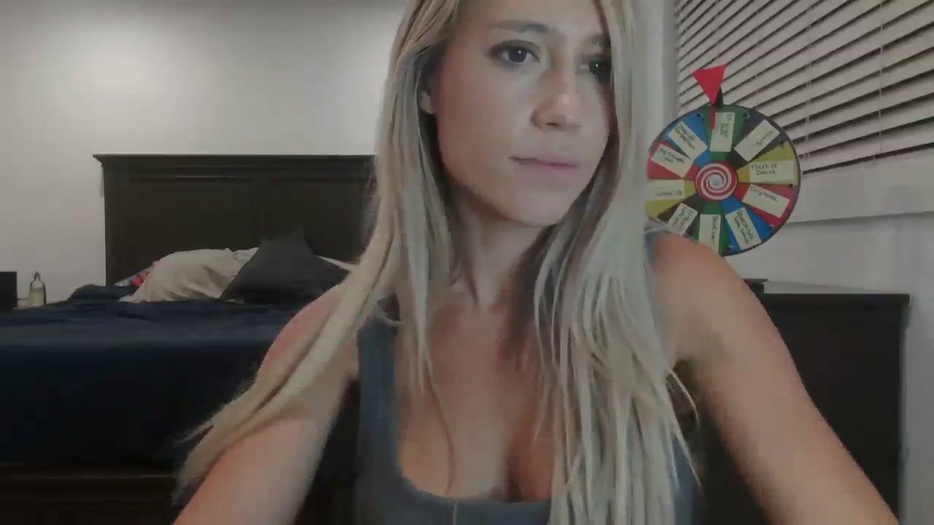 Gallery image thumbnail from blondmilf92's myfreecams stream on, 11/21/2023, 07:45 image 10 of 20