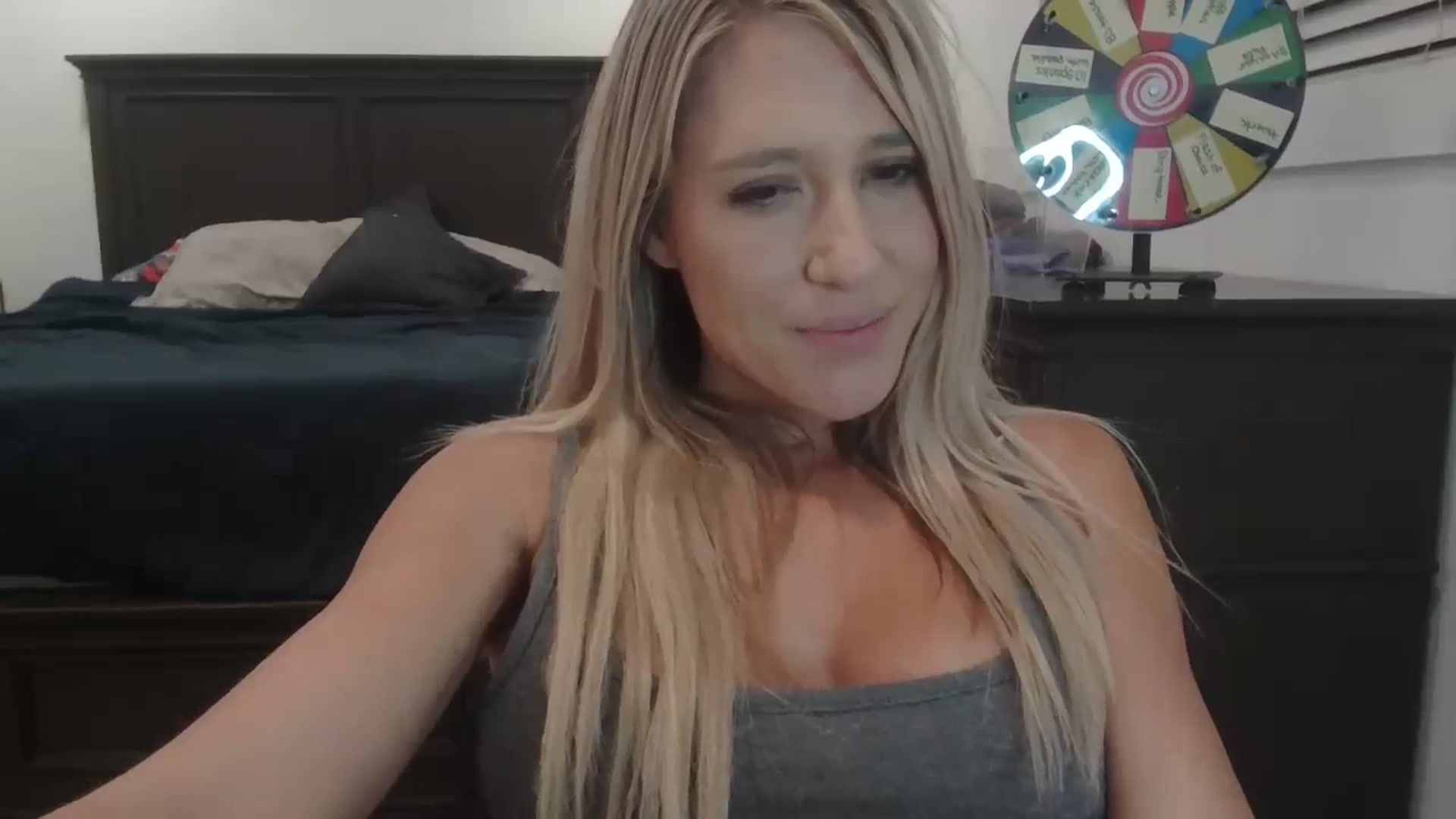 Gallery image thumbnail from blondmilf92's myfreecams stream on, 11/21/2023, 09:05 image 5 of 20