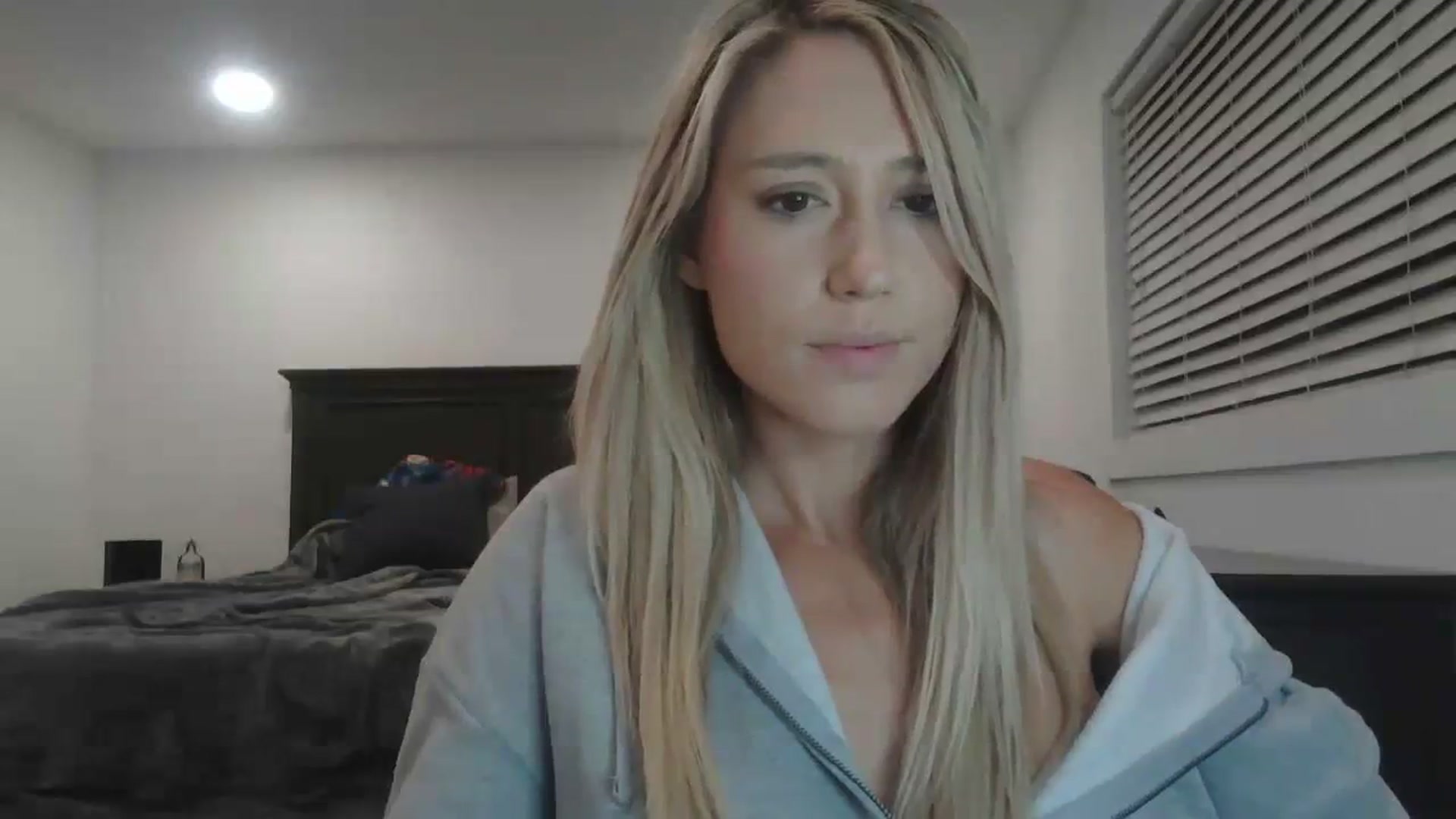 Gallery image thumbnail from blondmilf92's myfreecams stream on, 11/23/2023, 07:22 image 7 of 20