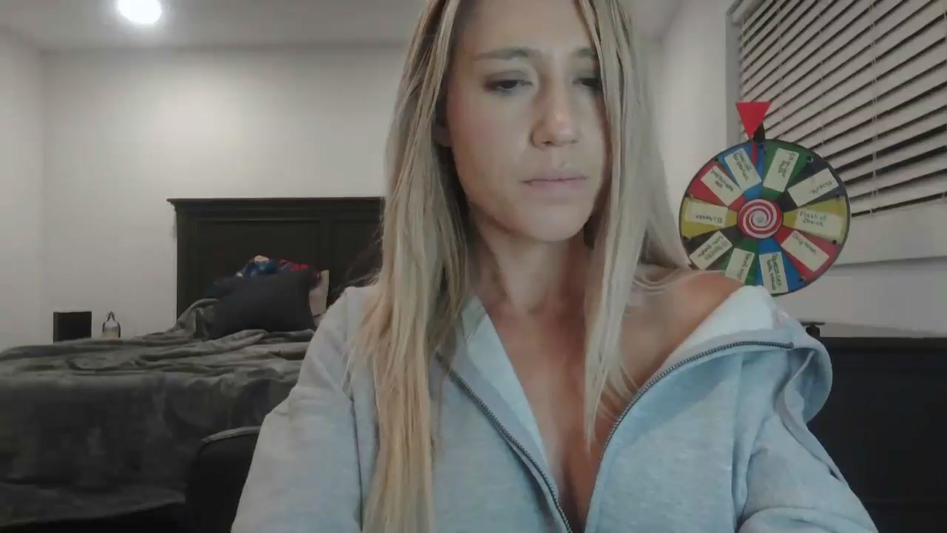 Gallery image thumbnail from blondmilf92's myfreecams stream on, 11/23/2023, 07:22 image 18 of 20