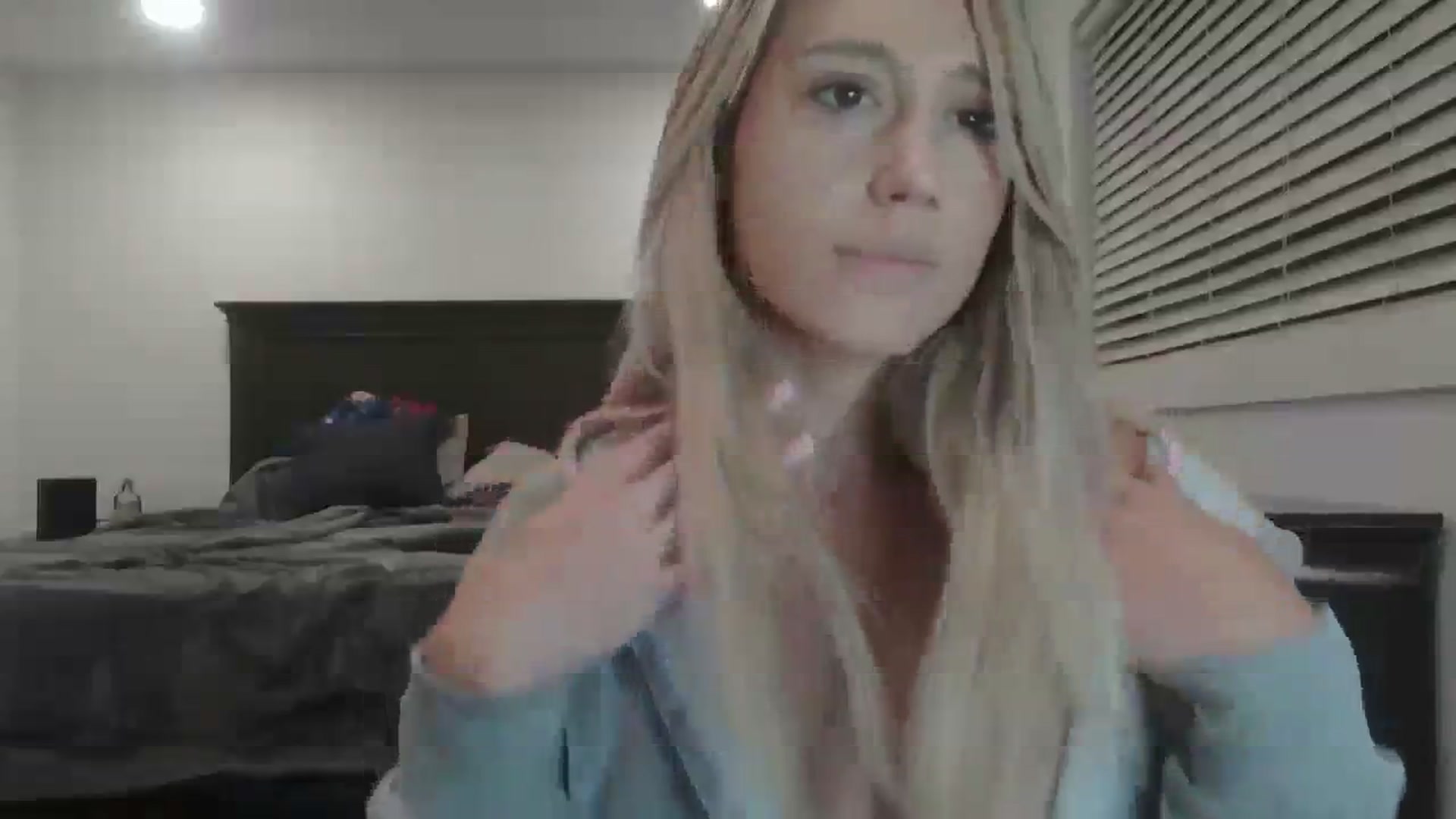 Gallery image thumbnail from blondmilf92's myfreecams stream on, 11/23/2023, 08:50 image 20 of 20