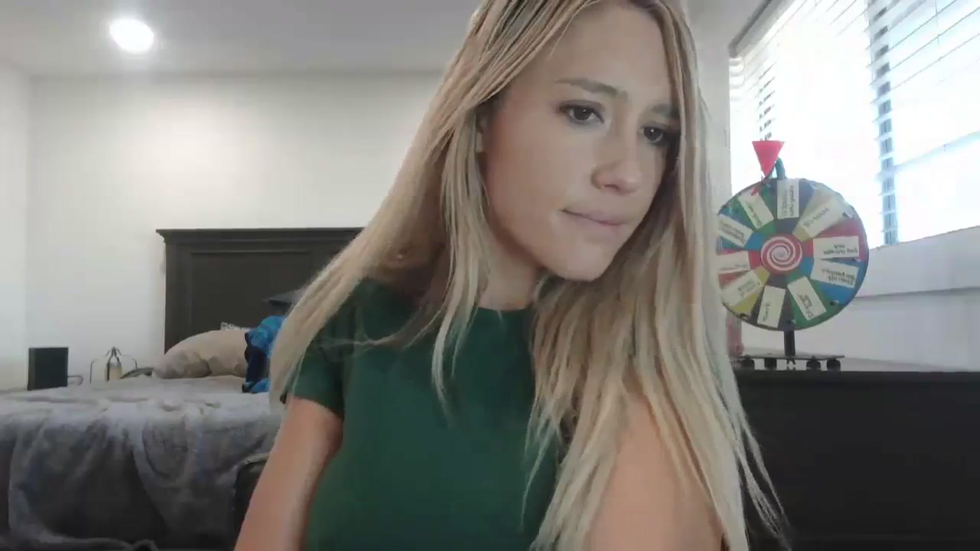 Gallery image thumbnail from blondmilf92's myfreecams stream on, 12/05/2023, 21:55 image 12 of 20