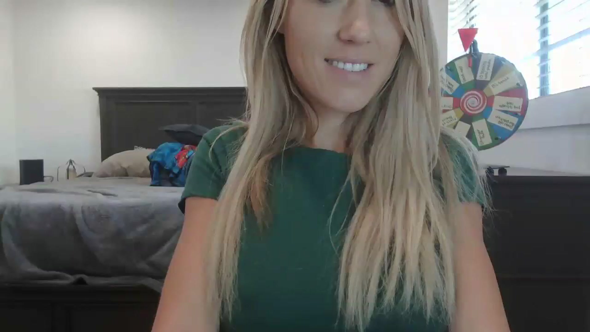 Gallery image thumbnail from blondmilf92's myfreecams stream on, 12/05/2023, 21:55 image 18 of 20
