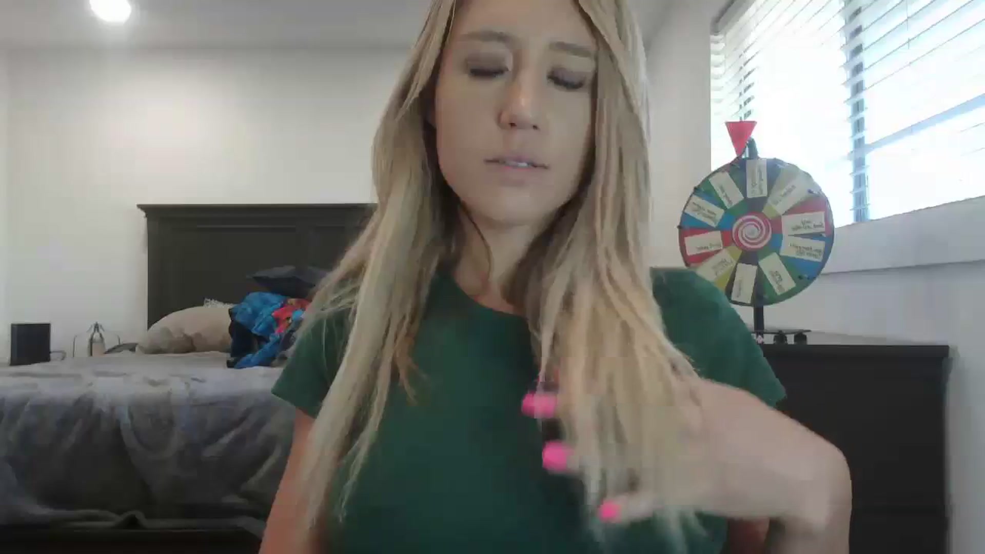 Gallery image thumbnail from blondmilf92's myfreecams stream on, 12/05/2023, 21:55 image 7 of 20