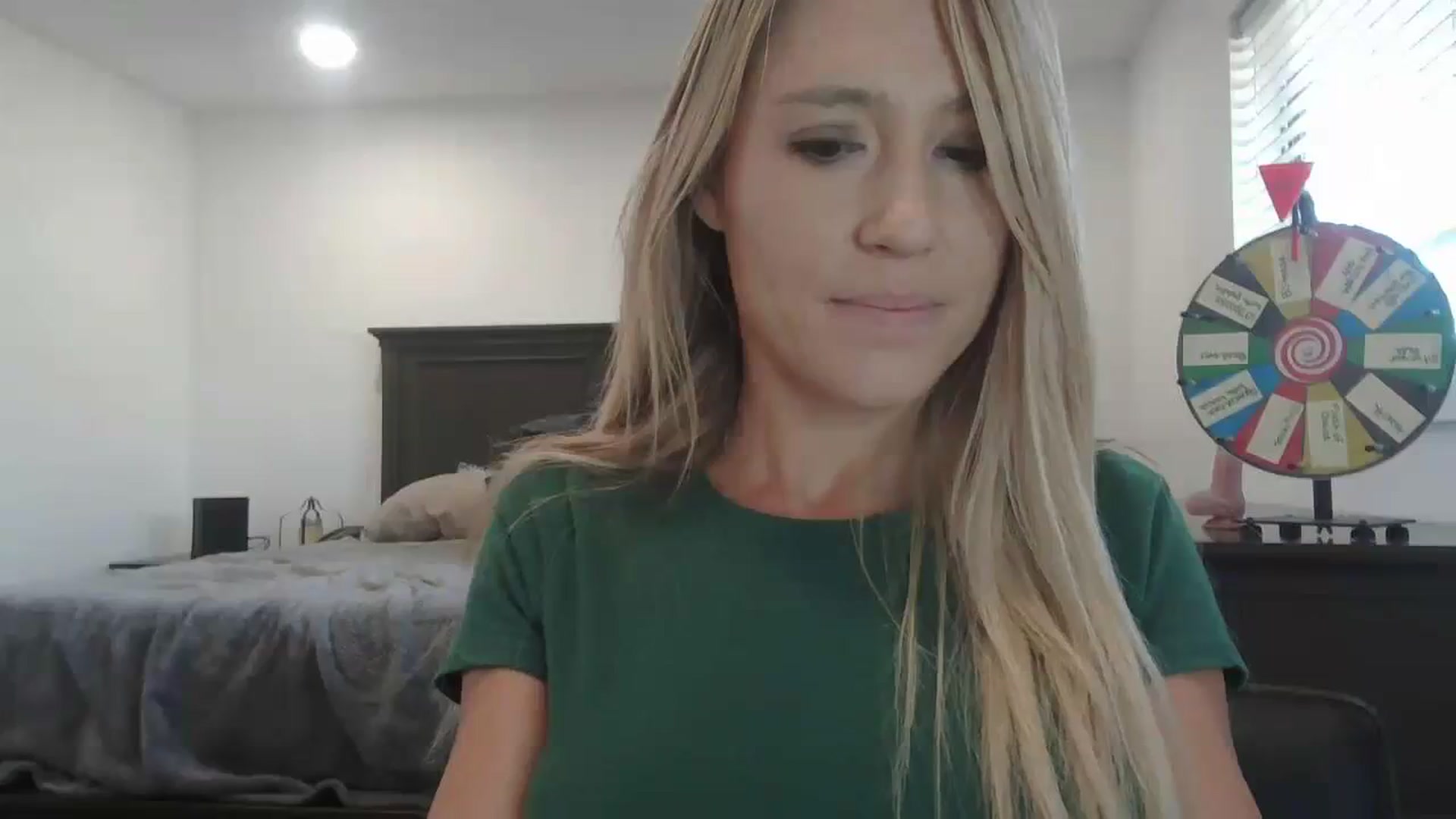 Gallery image thumbnail from blondmilf92's myfreecams stream on, 12/05/2023, 21:55 image 4 of 20