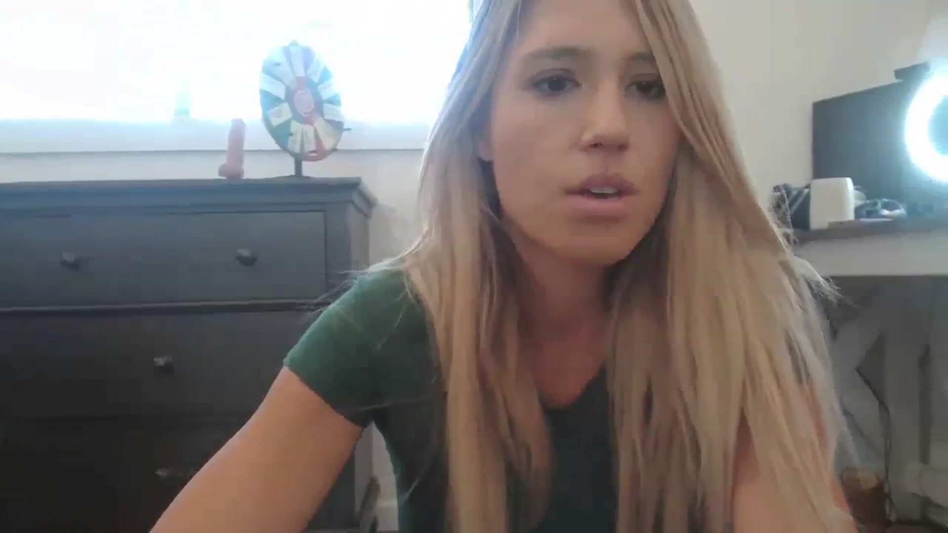 Gallery image thumbnail from blondmilf92's myfreecams stream on, 12/05/2023, 21:55 image 6 of 20
